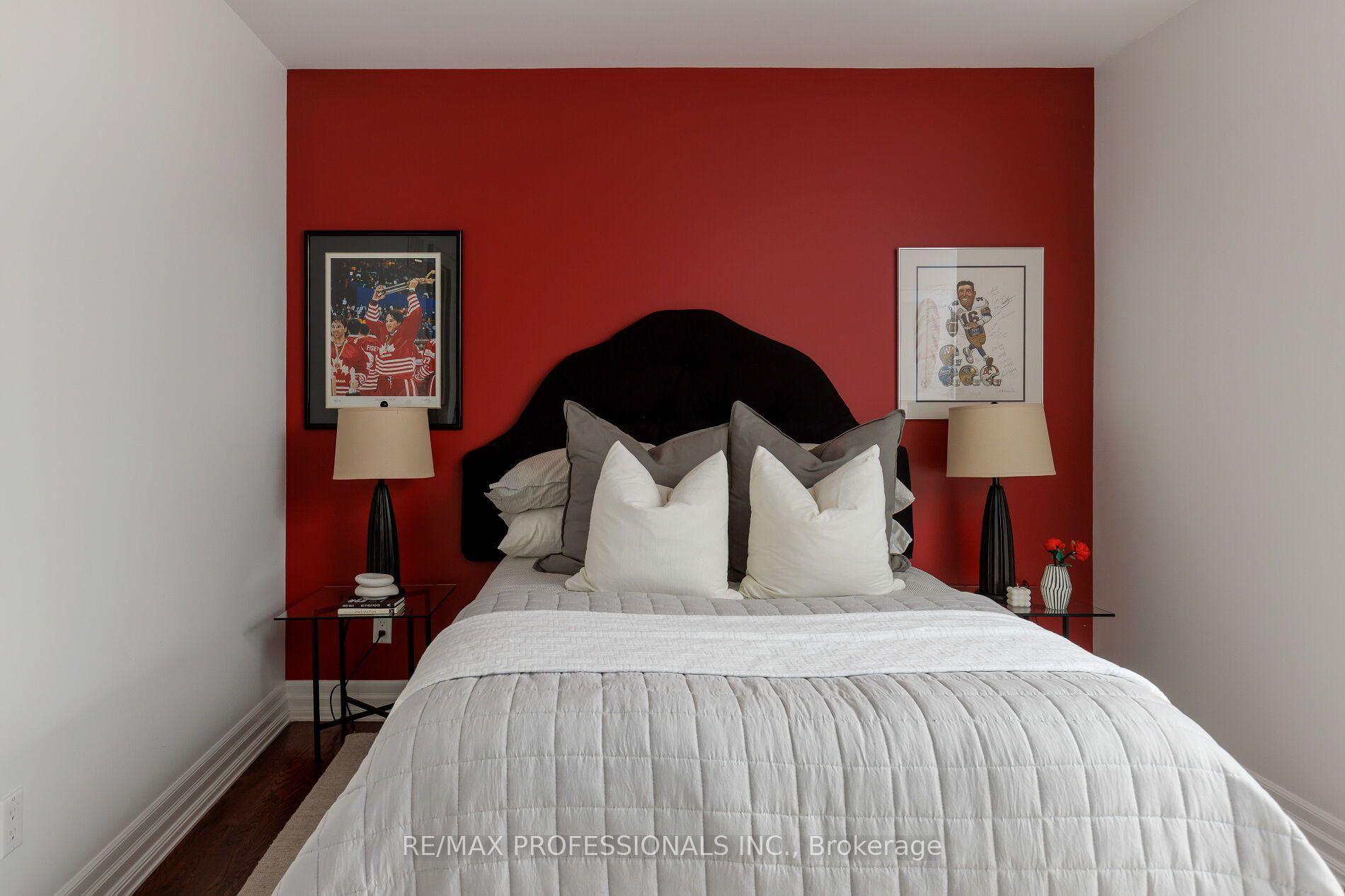 Photo 35 of 83 Wimbleton Road, Etobicoke, Edenbridge-Humber Valley — HOMEH