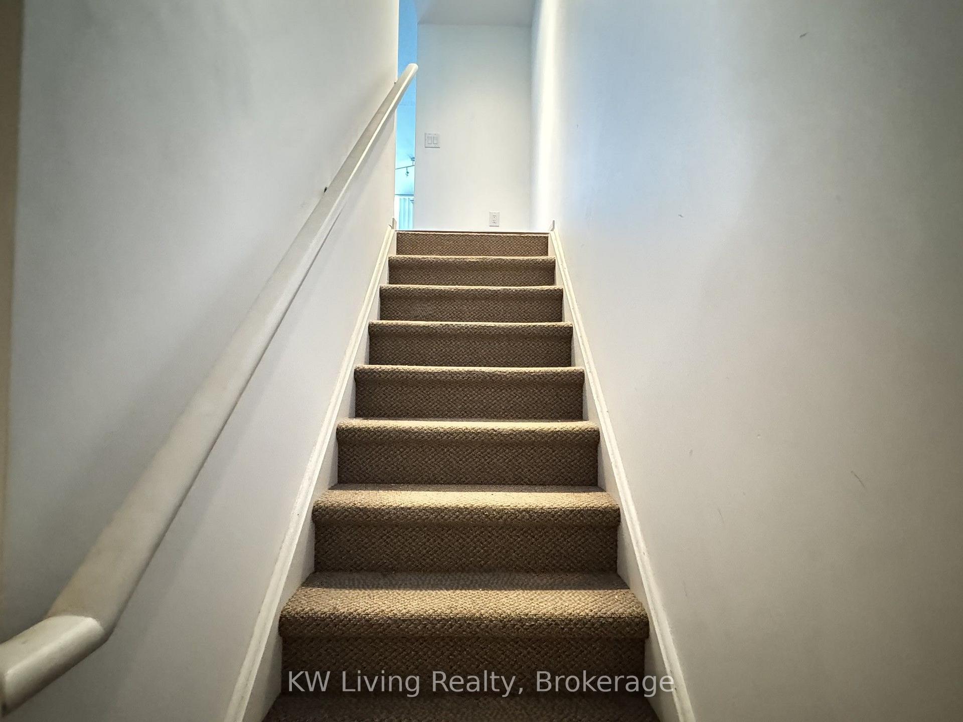 Photo 5 of Unit 1011E, 36 Lisgar Street, Toronto, Little Portugal — HOMEH