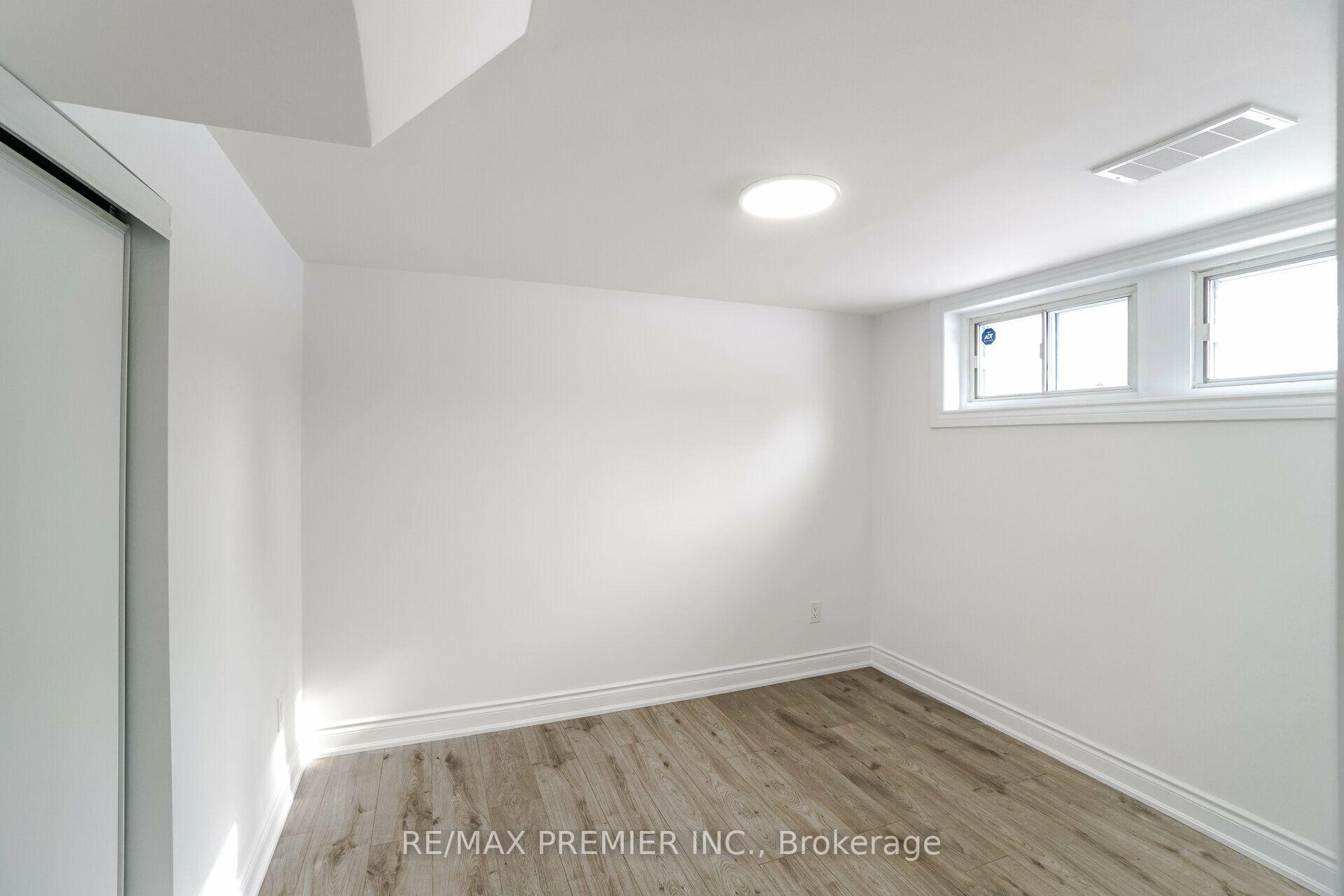 Photo 15 of Unit Main FL, 8 Marlborough Road, Guelph, General Hospital — HOMEH