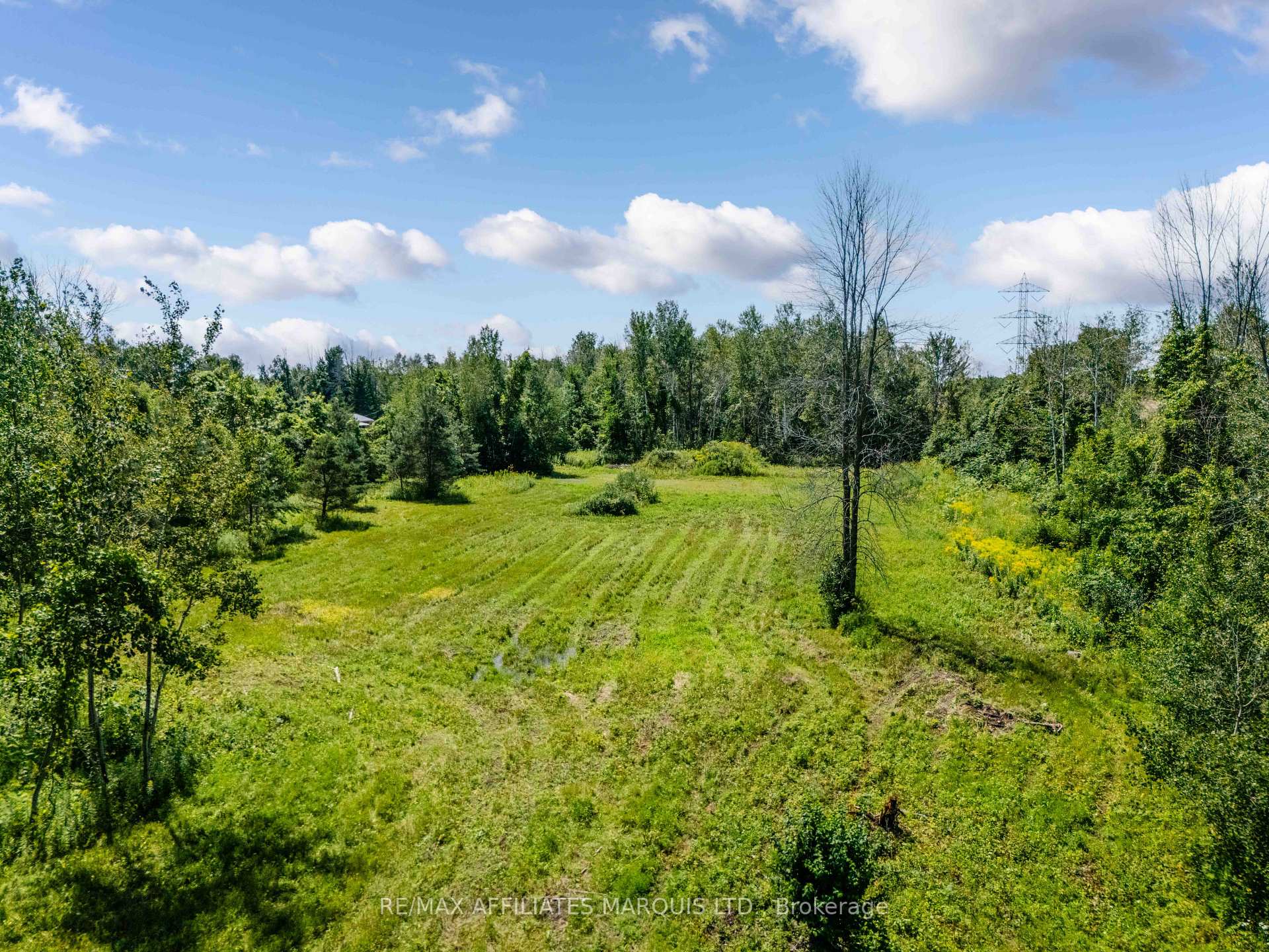 Photo 11 of 19519 Lapierre Road, South Glengarry, South Glengarry (Charlottenburgh) Twp — HOMEH