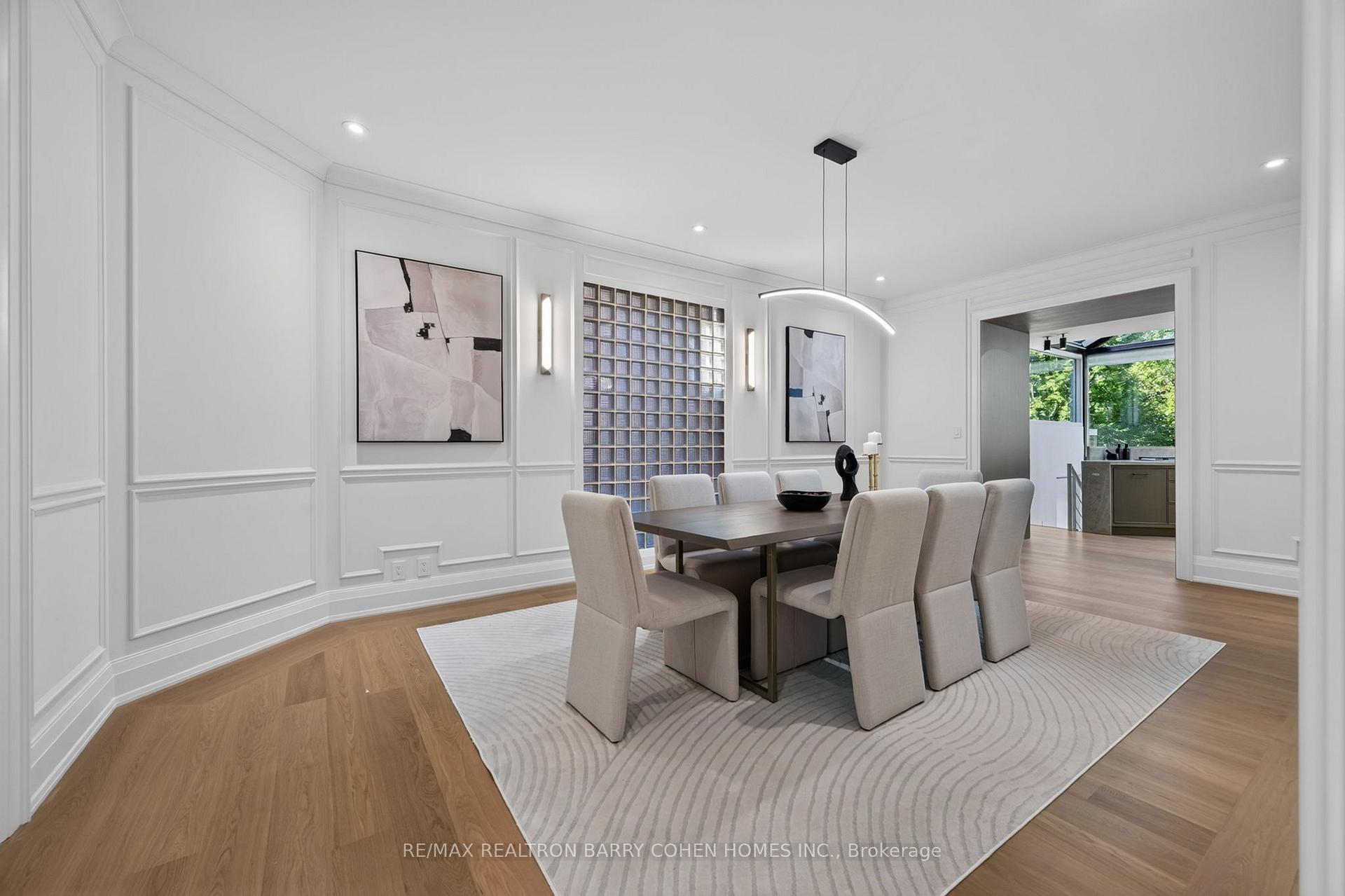 Photo 6 of 23 South Drive, Toronto, Rosedale-Moore Park — HOMEH