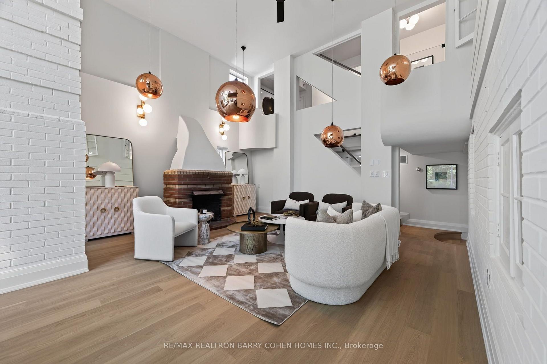 Photo 14 of 23 South Drive, Toronto, Rosedale-Moore Park — HOMEH