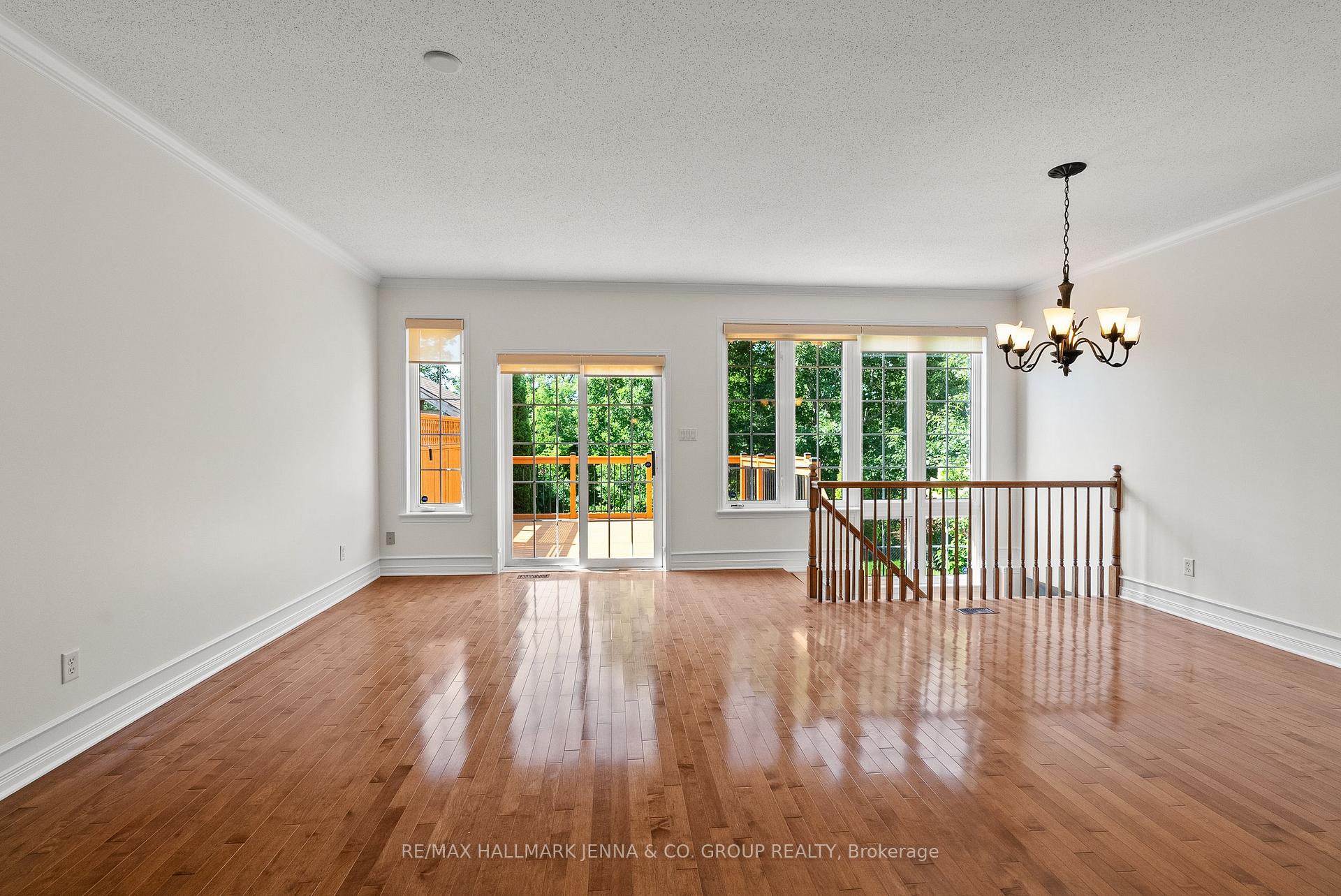 Photo 11 of 110 Heathercrest Private, Ottawa, Barrhaven - Stonebridge — HOMEH