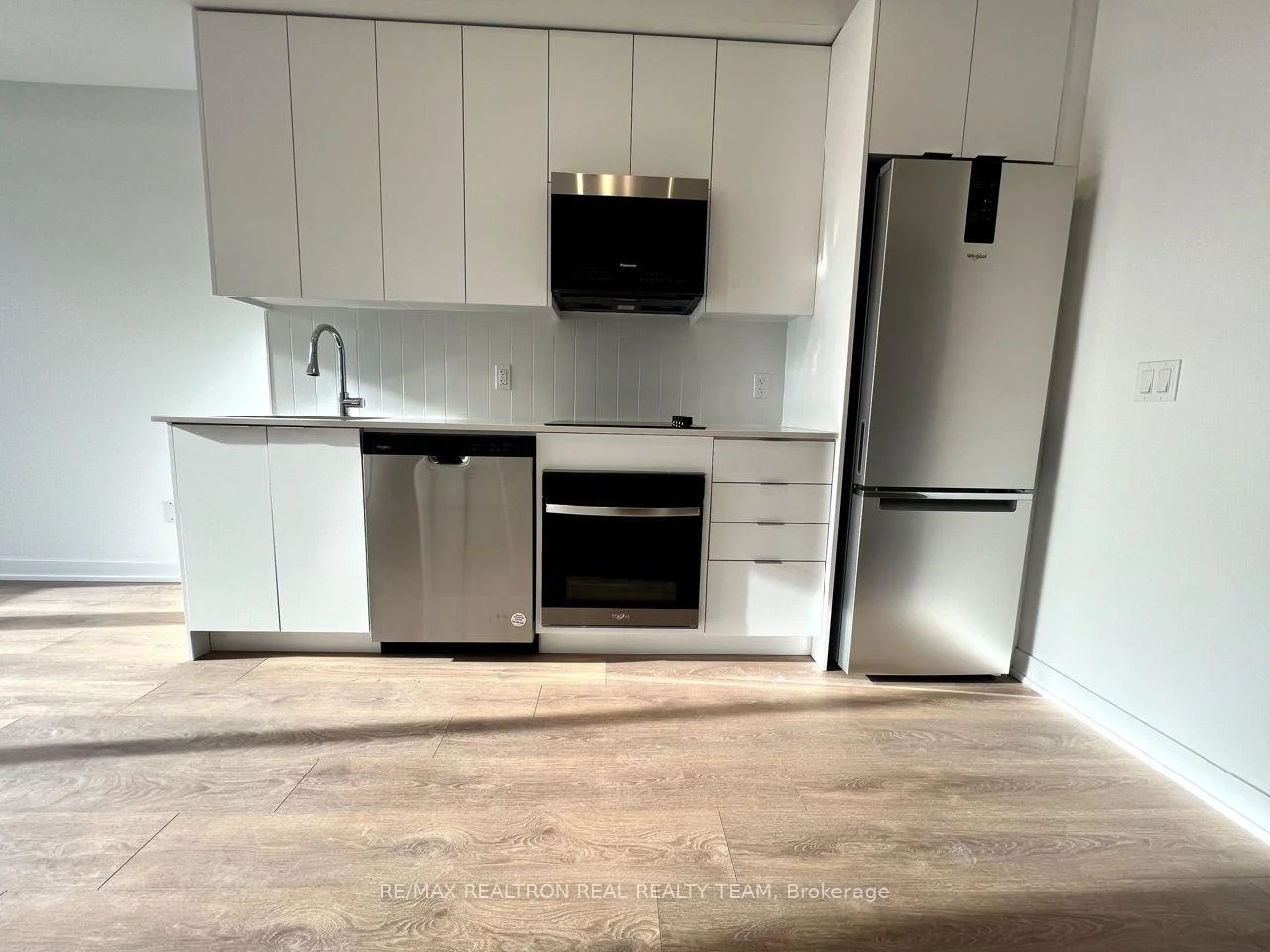 Photo 7 of Unit 1212, 10 Abeja Street, Vaughan, Concord — HOMEH