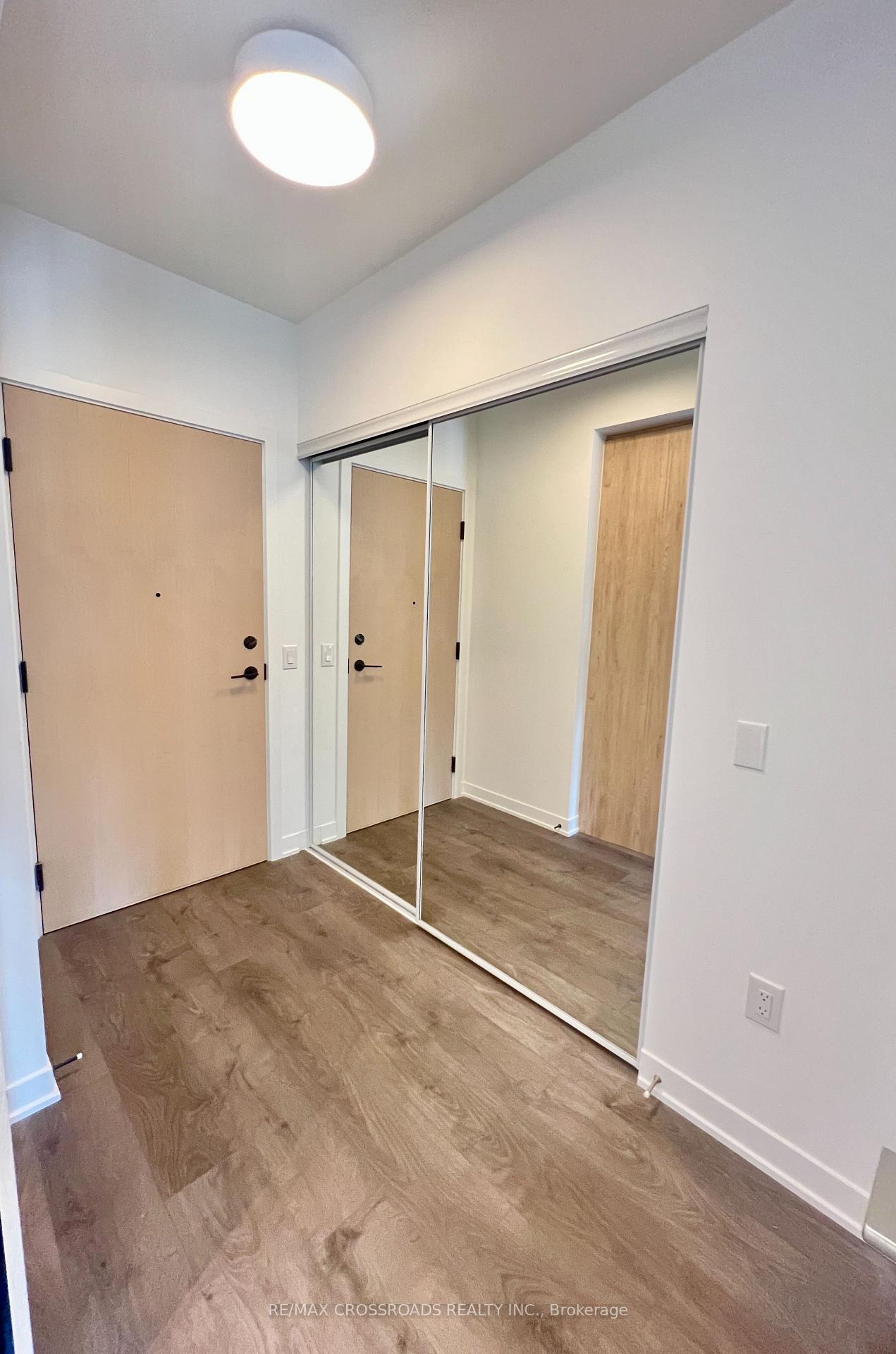 Photo 2 of Unit 523, 10 Oak Street, Toronto, Regent Park — HOMEH