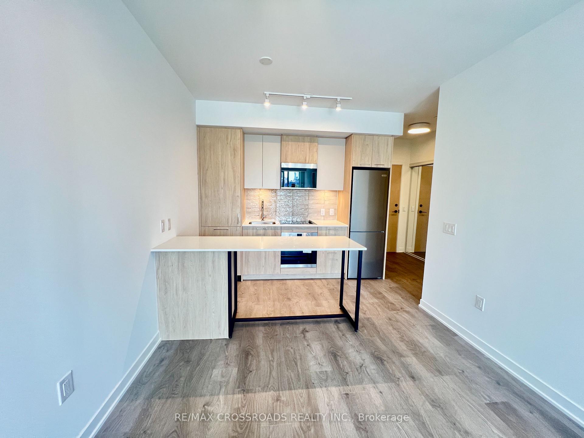 Photo 5 of Unit 523, 10 Oak Street, Toronto, Regent Park — HOMEH