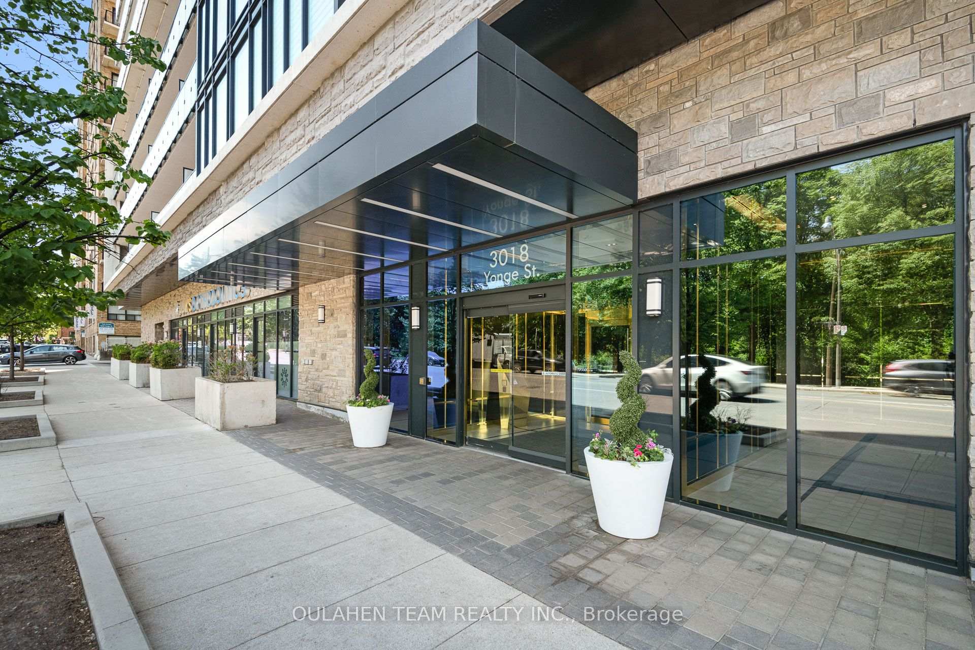 Photo 2 of Unit 518, 3018 Yonge Street, Toronto, Lawrence Park South — HOMEH