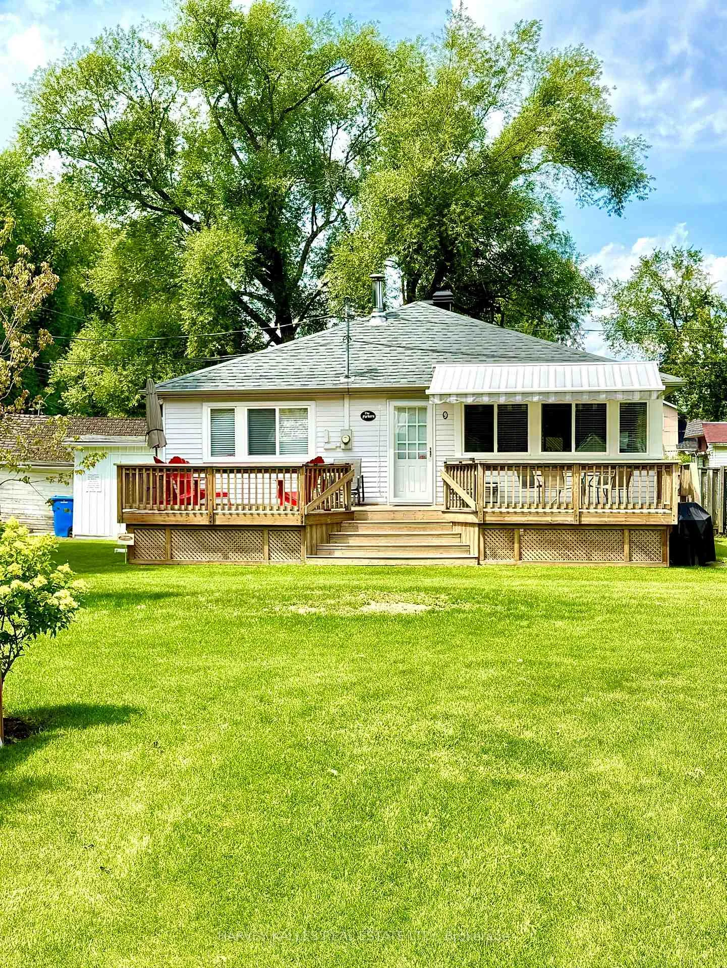 Photo 1 of Unit 9, 1139 Claver Avenue, Innisfil, Rural Innisfil — HOMEH