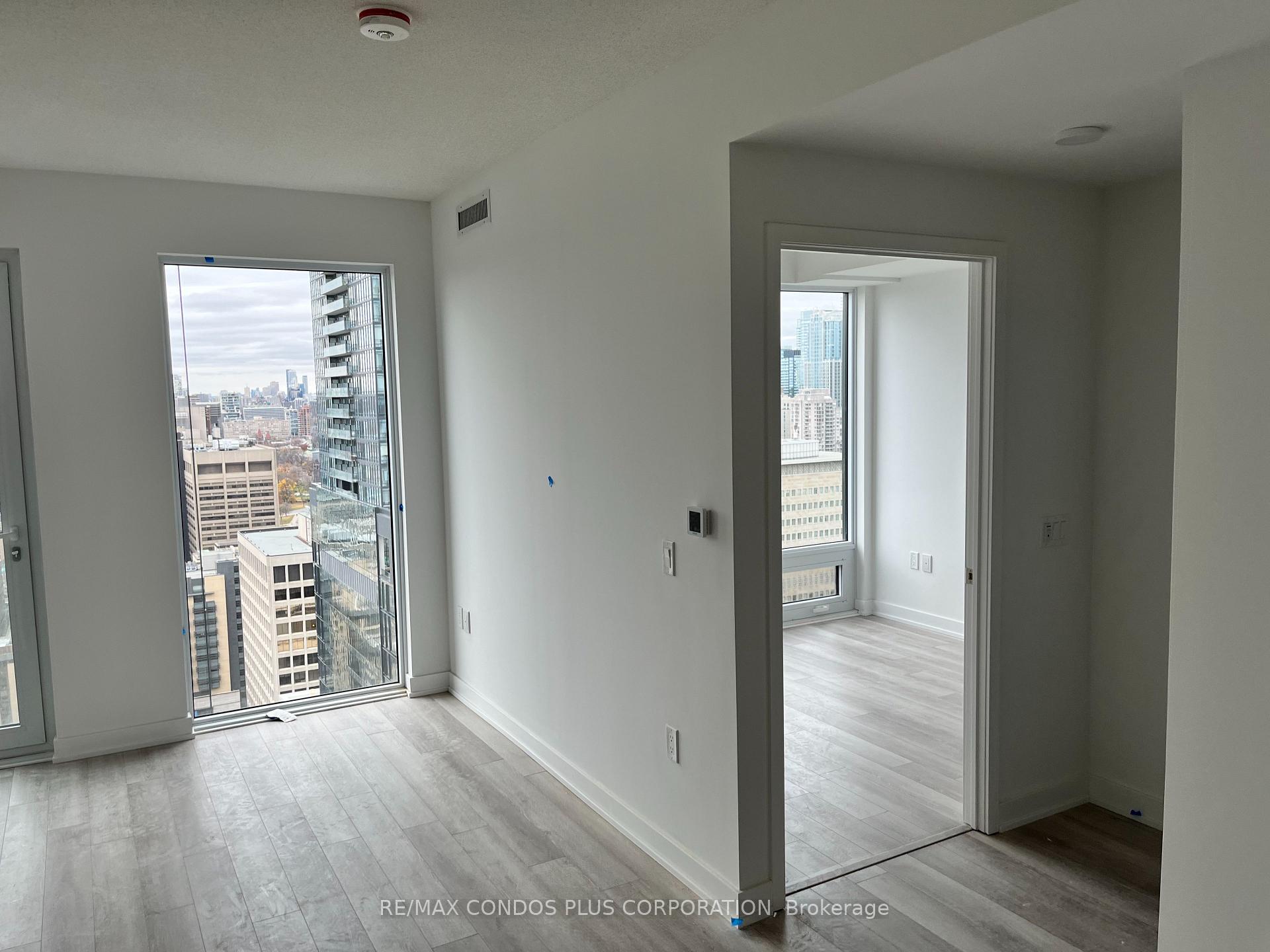Photo 7 of Unit 3302, 238 Simcoe Street, Toronto, Kensington-Chinatown — HOMEH