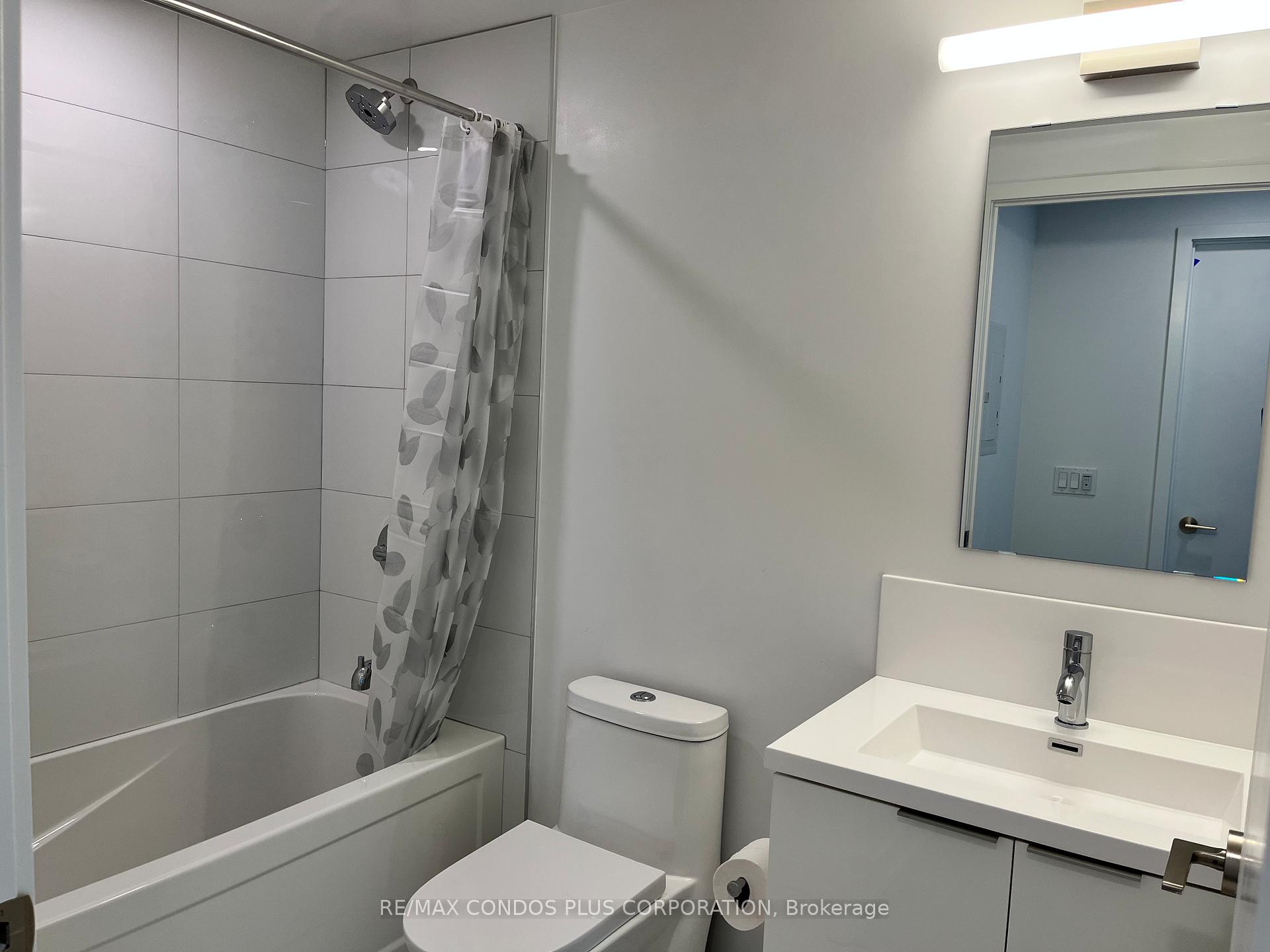 Photo 9 of Unit 3302, 238 Simcoe Street, Toronto, Kensington-Chinatown — HOMEH