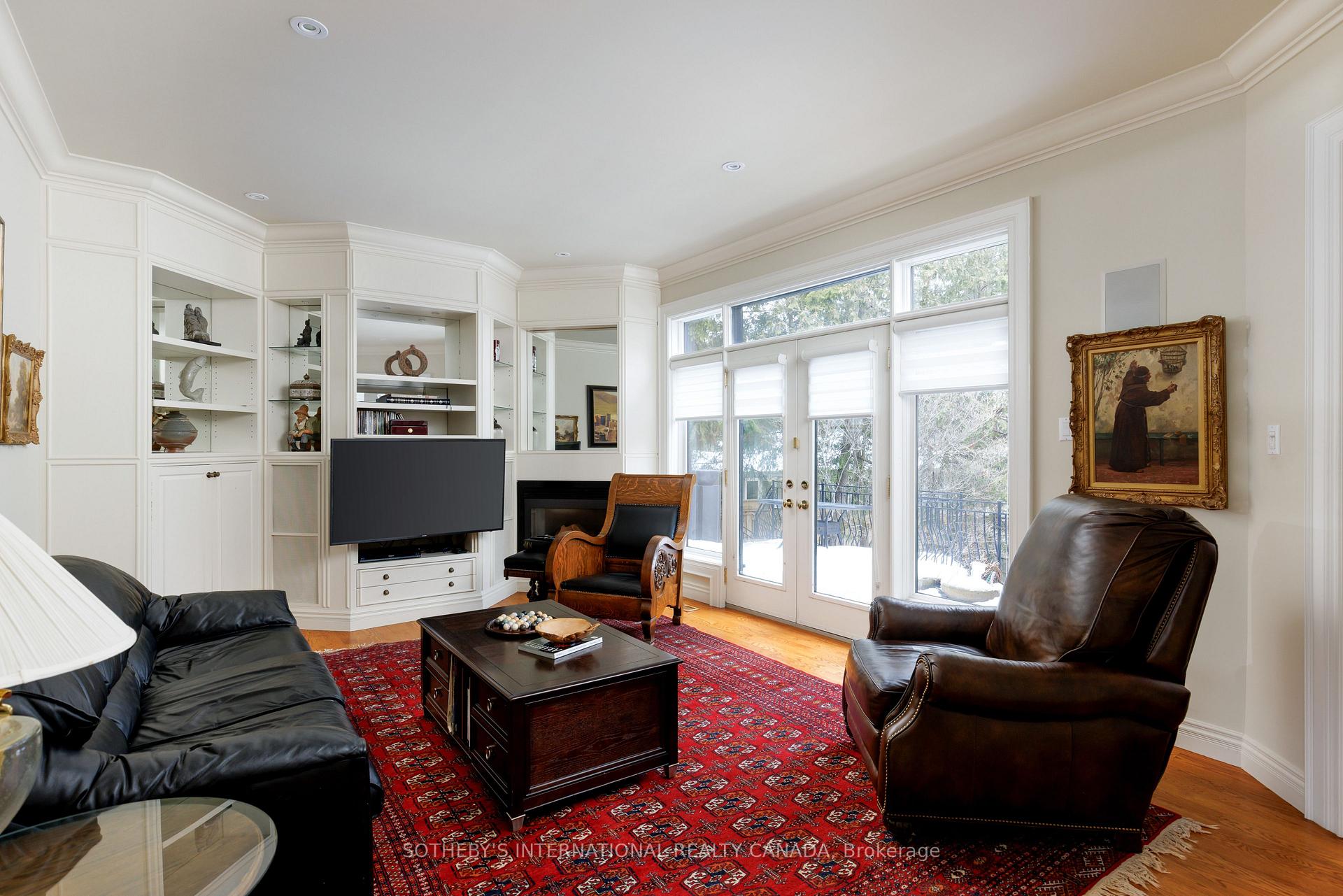 Photo 19 of 23 Edenbrook Hill, Etobicoke, Edenbridge-Humber Valley — HOMEH