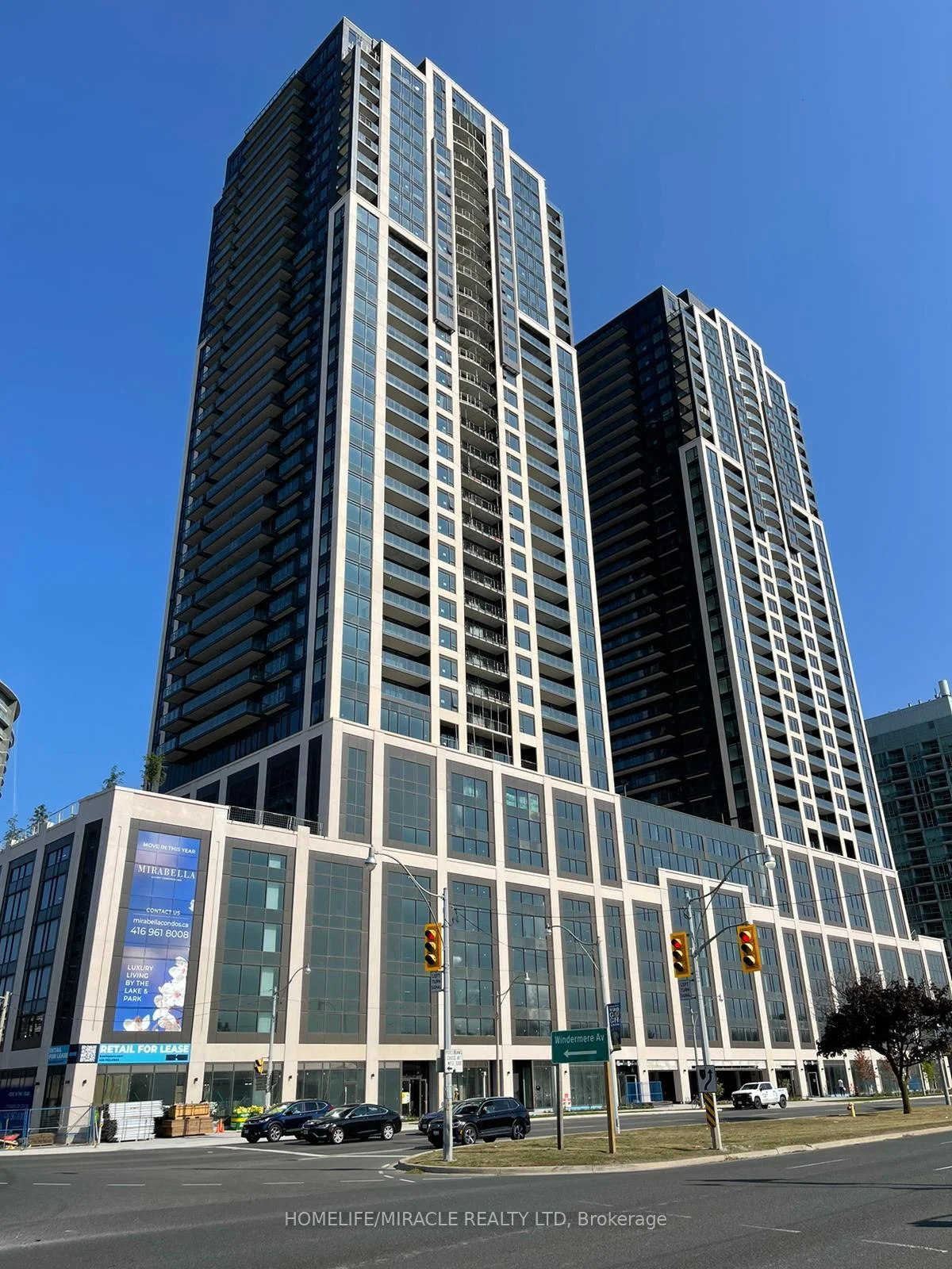 Front of Unit 3111, 1926 Lake Shore Boulevard