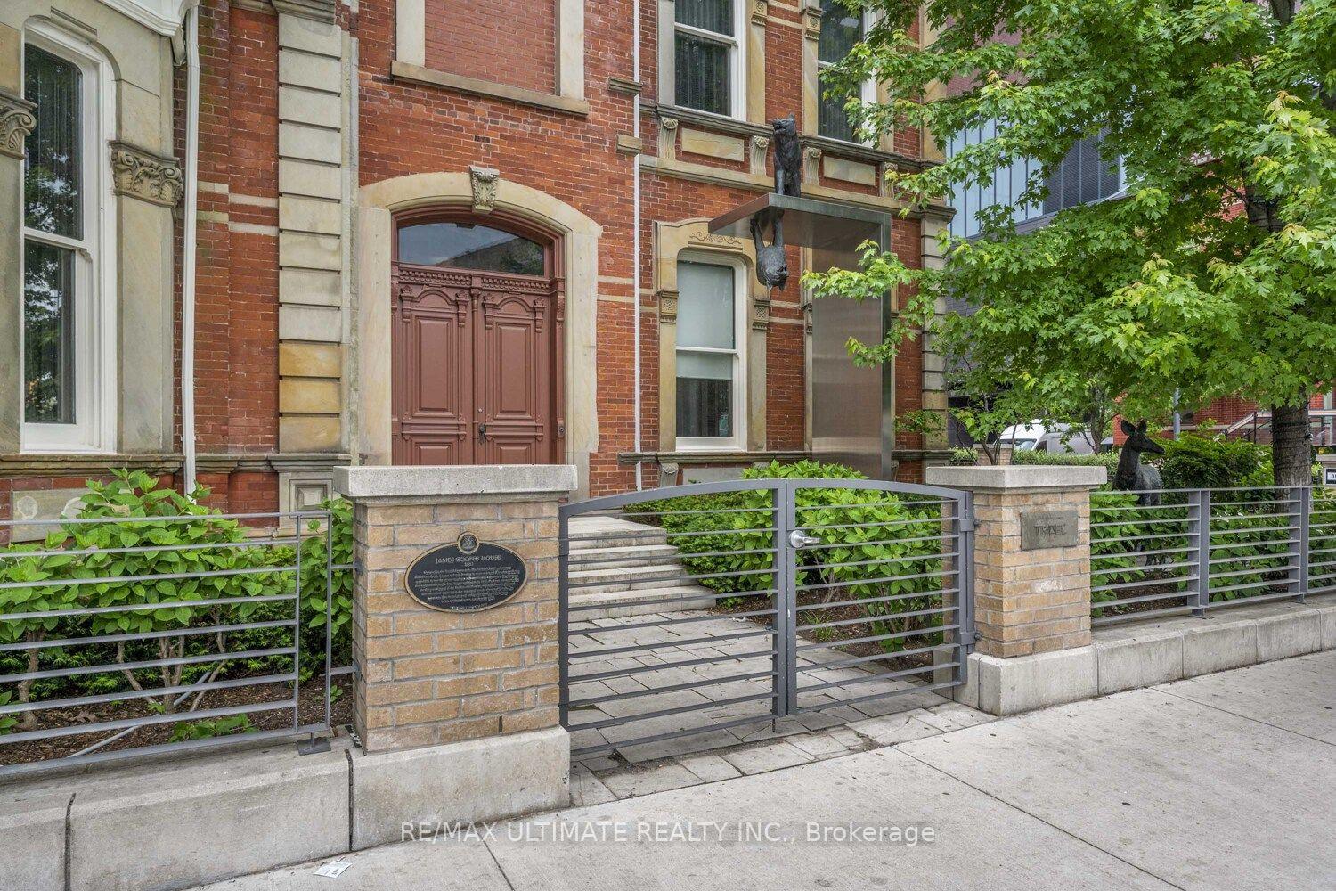 Photo 6 of Unit 404, 28 Linden Street, Toronto, North St. James Town — HOMEH