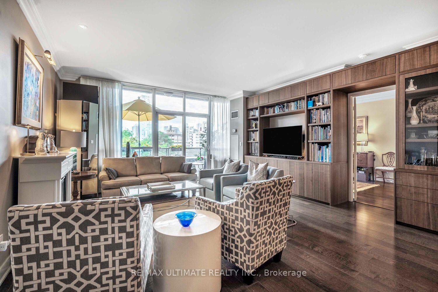 Photo 10 of Unit 404, 28 Linden Street, Toronto, North St. James Town — HOMEH