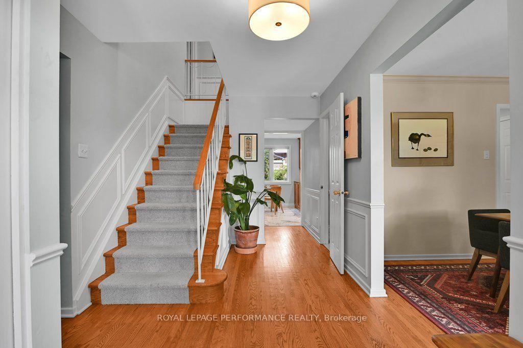 Photo 7 of 2401 Wyndale Crescent, Ottawa, Guildwood Estates - Urbandale Acres — HOMEH