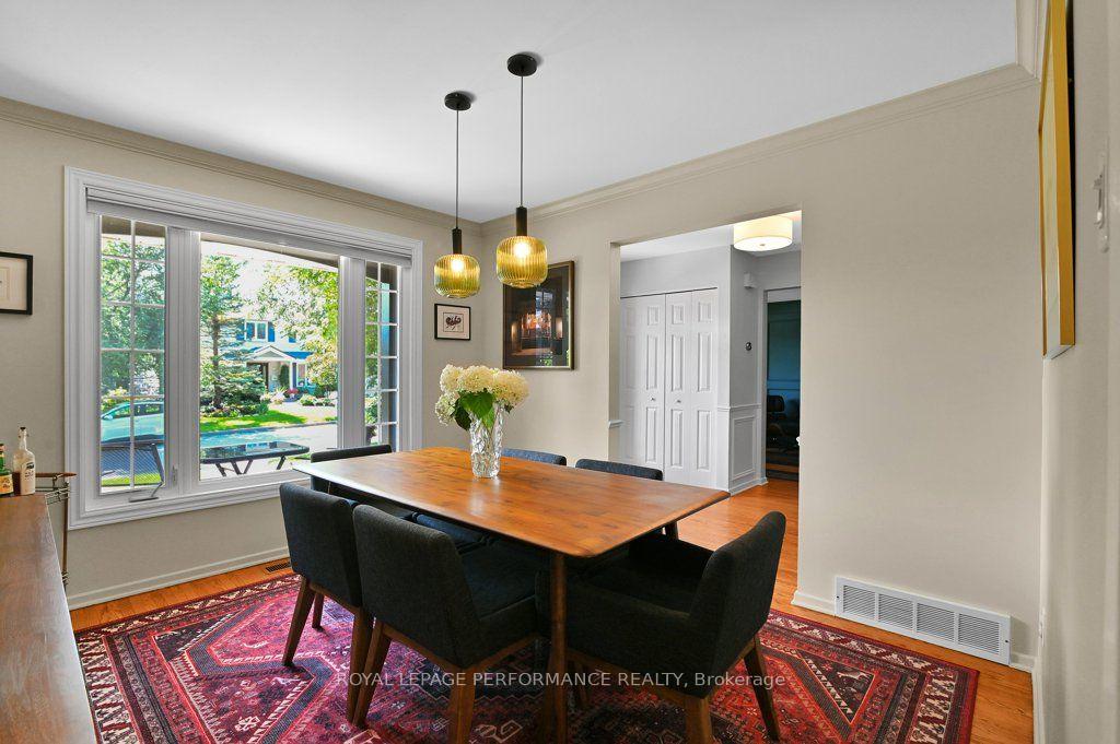 Photo 10 of 2401 Wyndale Crescent, Ottawa, Guildwood Estates - Urbandale Acres — HOMEH