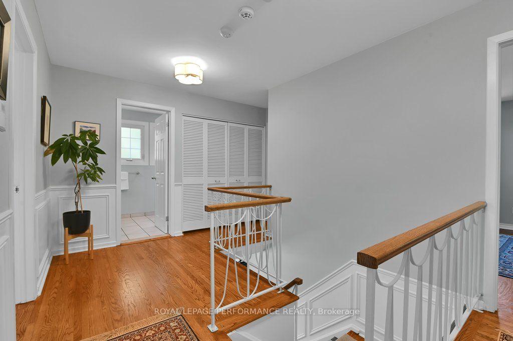 Photo 21 of 2401 Wyndale Crescent, Ottawa, Guildwood Estates - Urbandale Acres — HOMEH