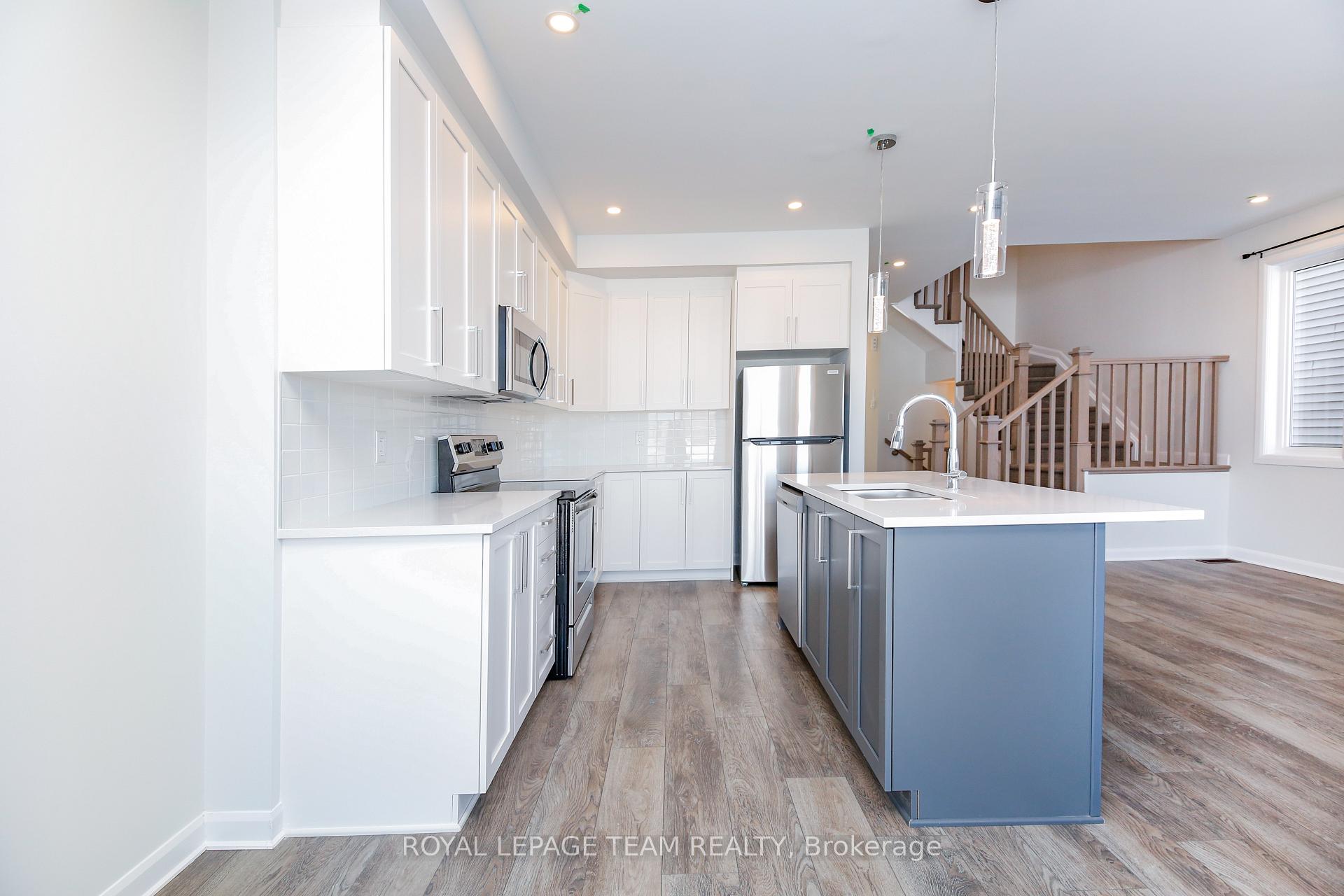 Photo 17 of 645 Hamsa Street, Ottawa, Barrhaven - Heritage Park — HOMEH