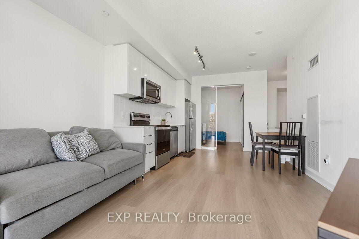 Photo 17 of Unit 905, 859 The Queensway, Etobicoke, Mimico — HOMEH
