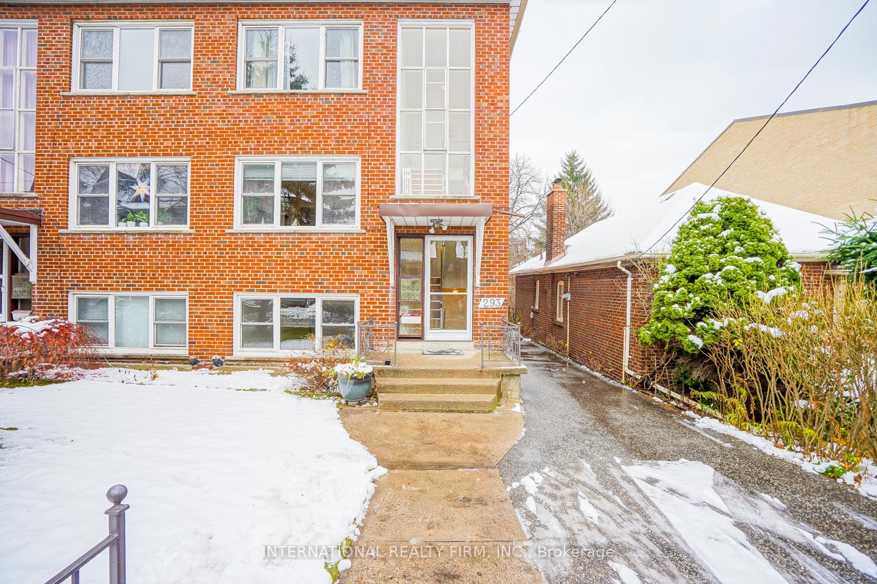 Photo 2 of Unit 3, 293 Indian Grove W, Toronto, High Park North — HOMEH