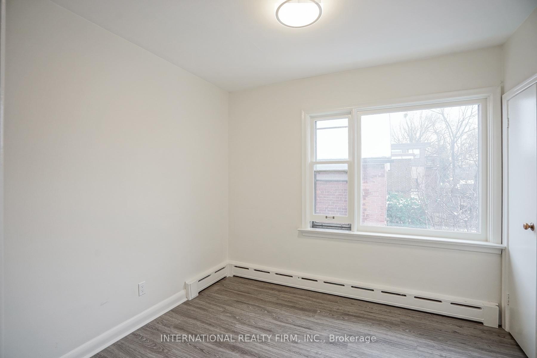 Photo 7 of Unit 3, 293 Indian Grove W, Toronto, High Park North — HOMEH