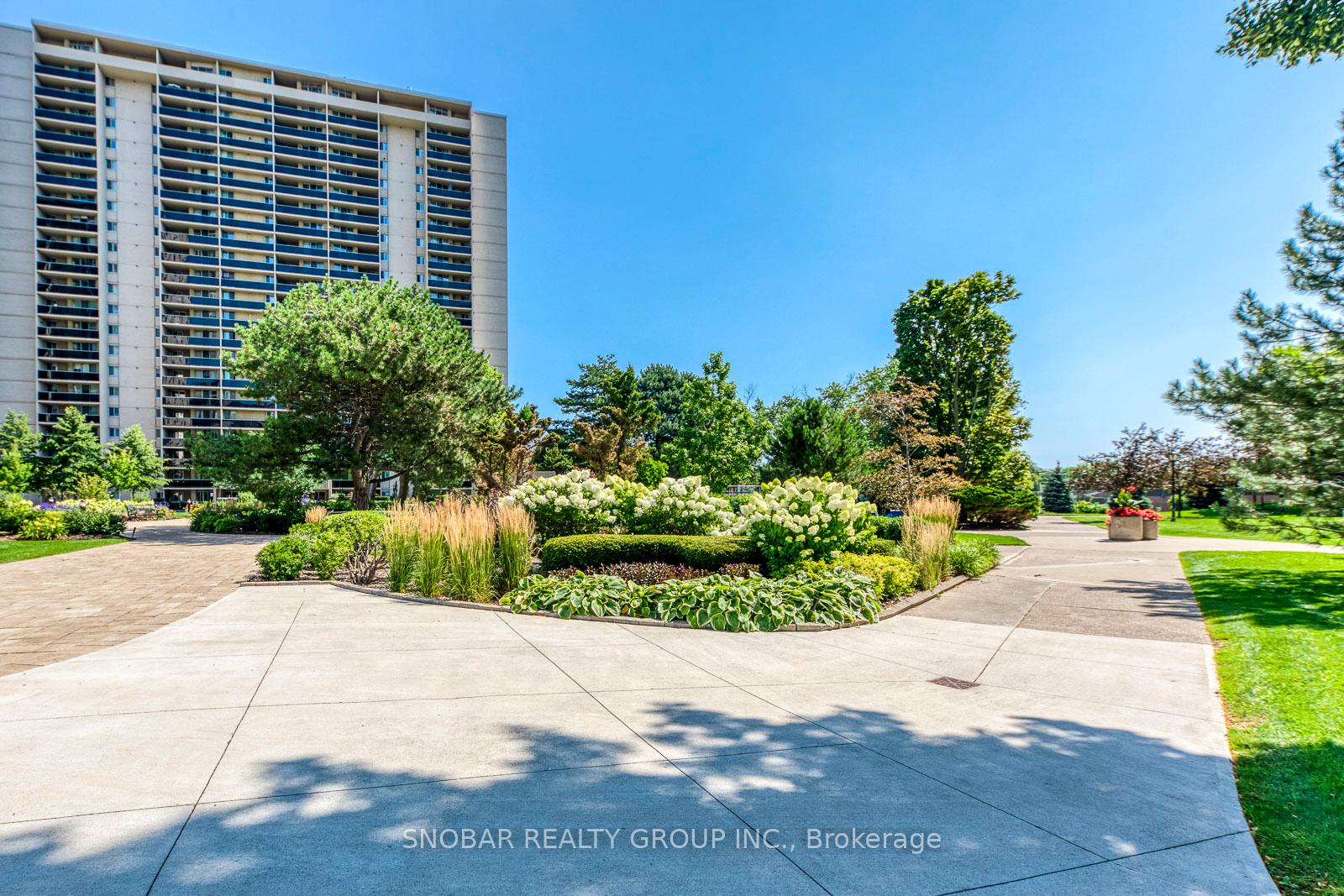 Photo 33 of Unit 1510, 299 Mill Road, Etobicoke, Markland Wood — HOMEH