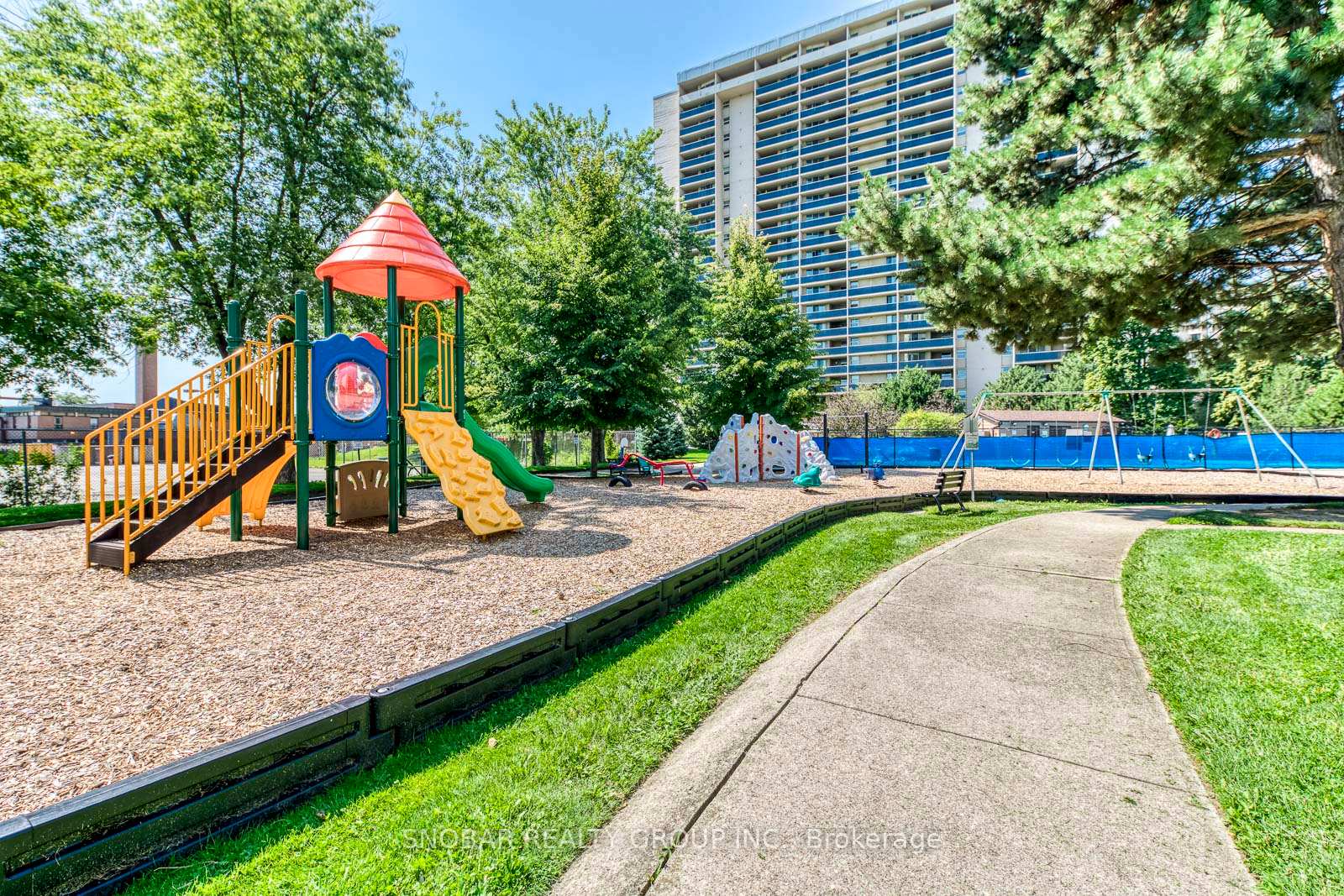 Photo 34 of Unit 1510, 299 Mill Road, Etobicoke, Markland Wood — HOMEH
