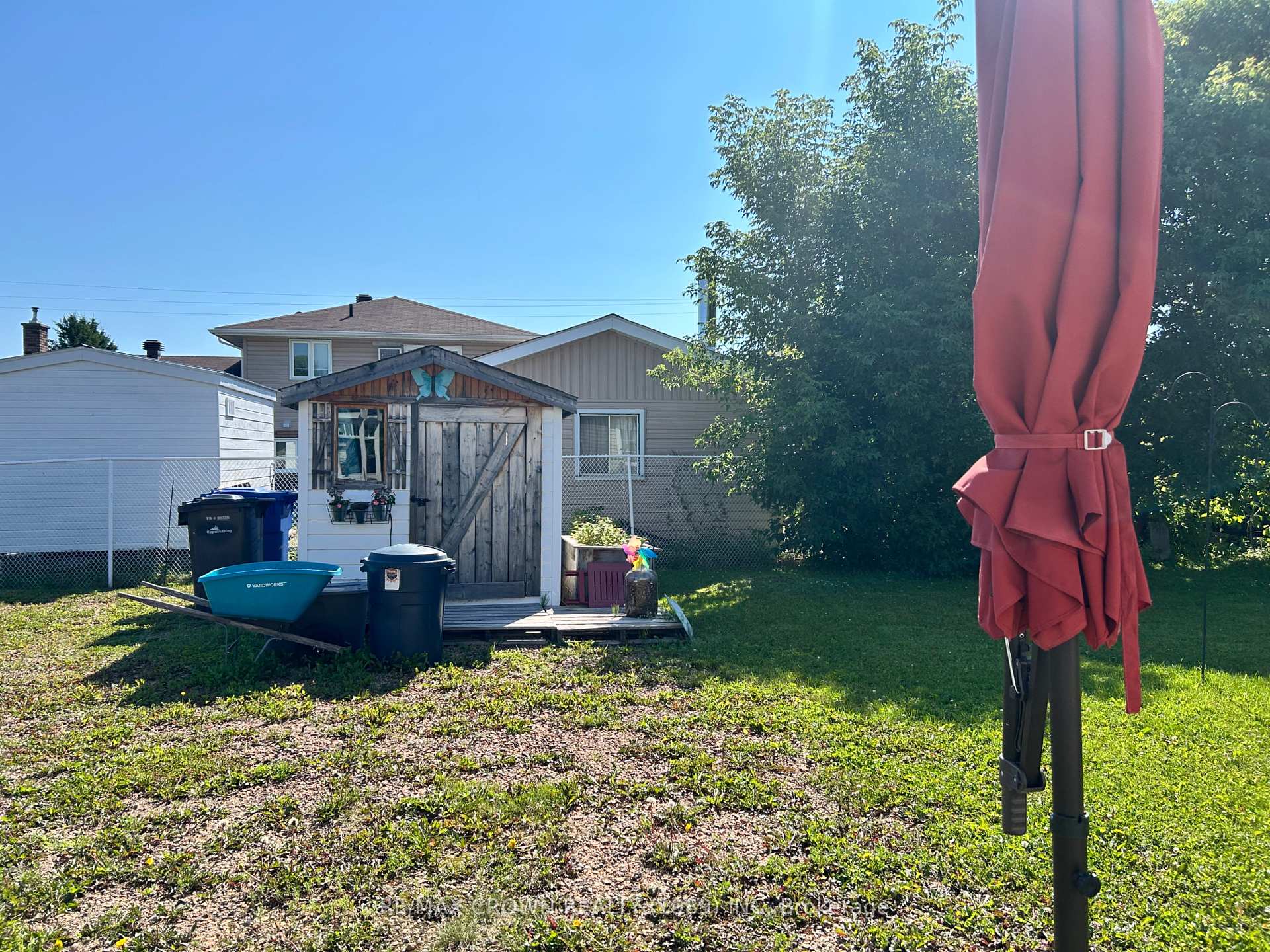 Photo 6 of 12 Erickson Avenue, Kapuskasing — HOMEH
