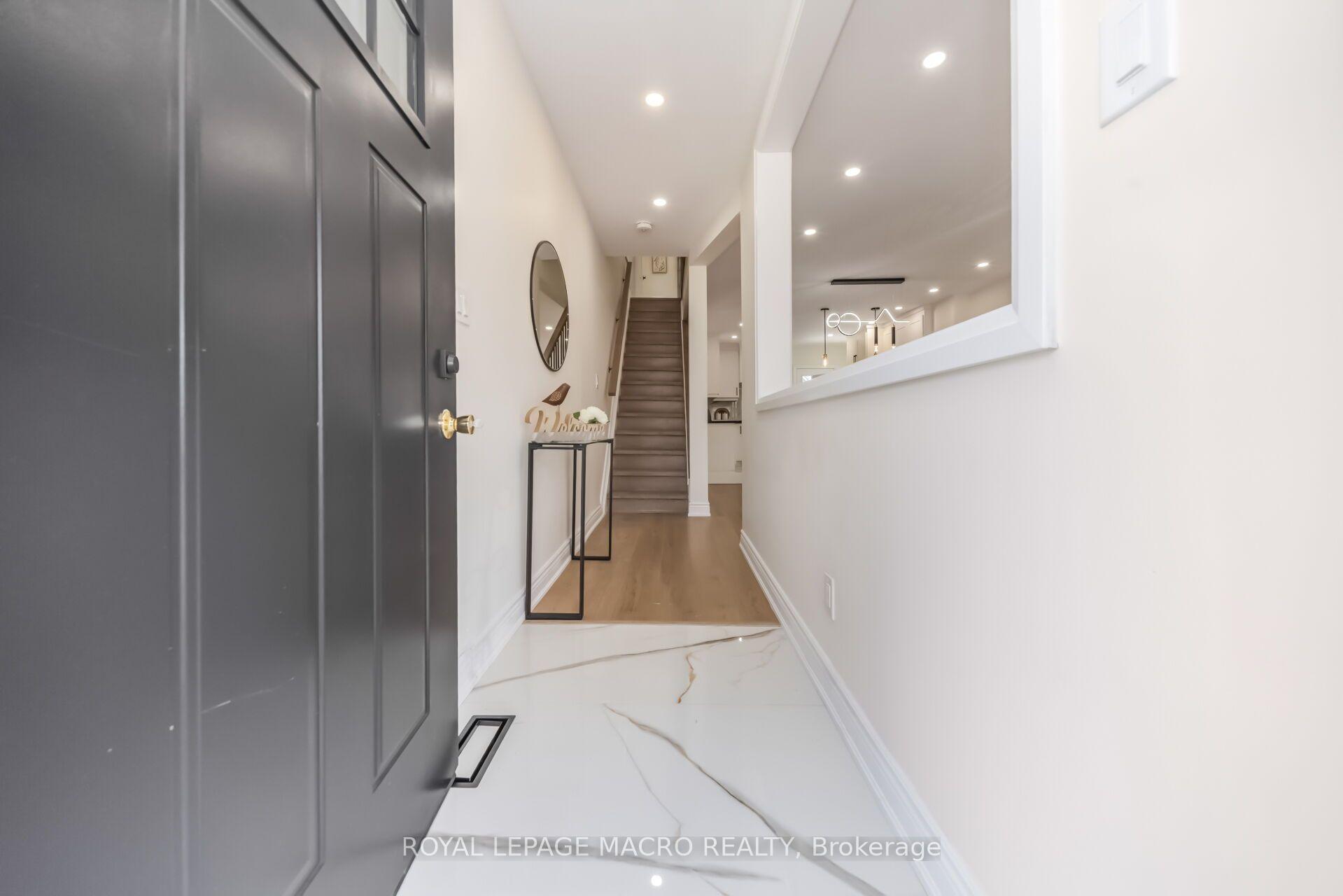 Photo 6 of 40 Glendale Avenue N, Hamilton, Crown Point — HOMEH