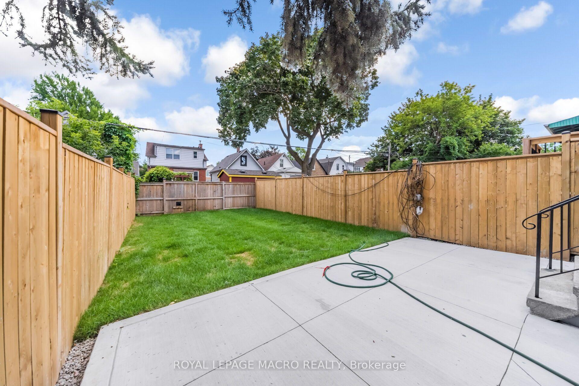 Photo 44 of 40 Glendale Avenue N, Hamilton, Crown Point — HOMEH