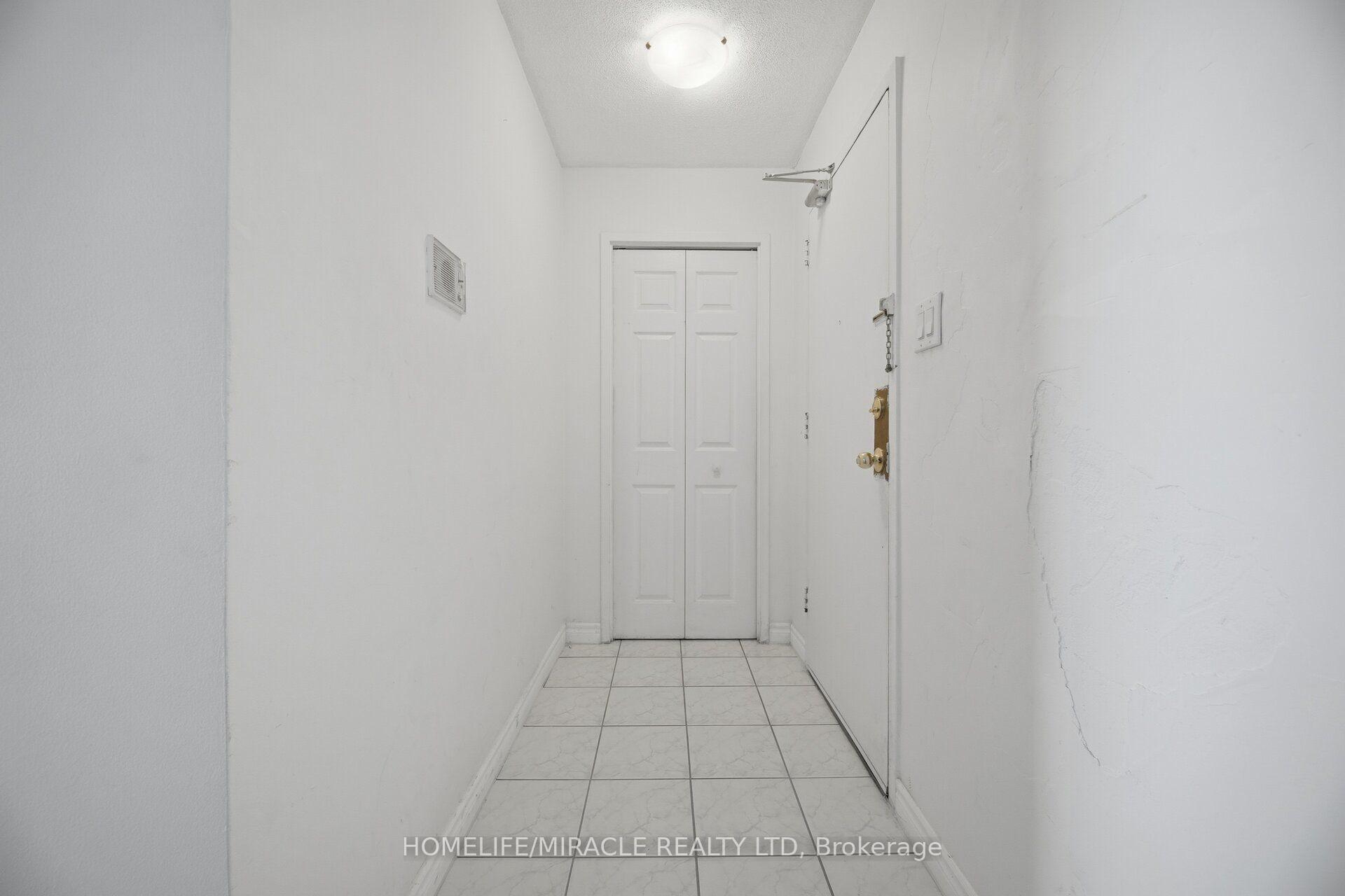 Photo 8 of Unit 1105, 60 Stevenson Road, Etobicoke, Mount Olive-Silverstone-Jamestown — HOMEH
