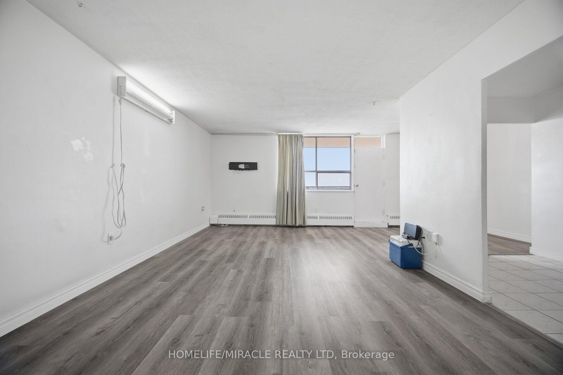 Photo 11 of Unit 1105, 60 Stevenson Road, Etobicoke, Mount Olive-Silverstone-Jamestown — HOMEH