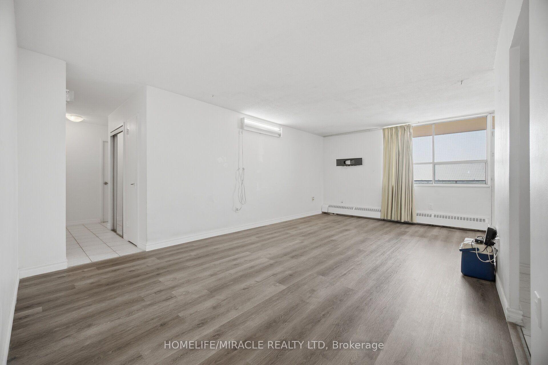 Photo 12 of Unit 1105, 60 Stevenson Road, Etobicoke, Mount Olive-Silverstone-Jamestown — HOMEH