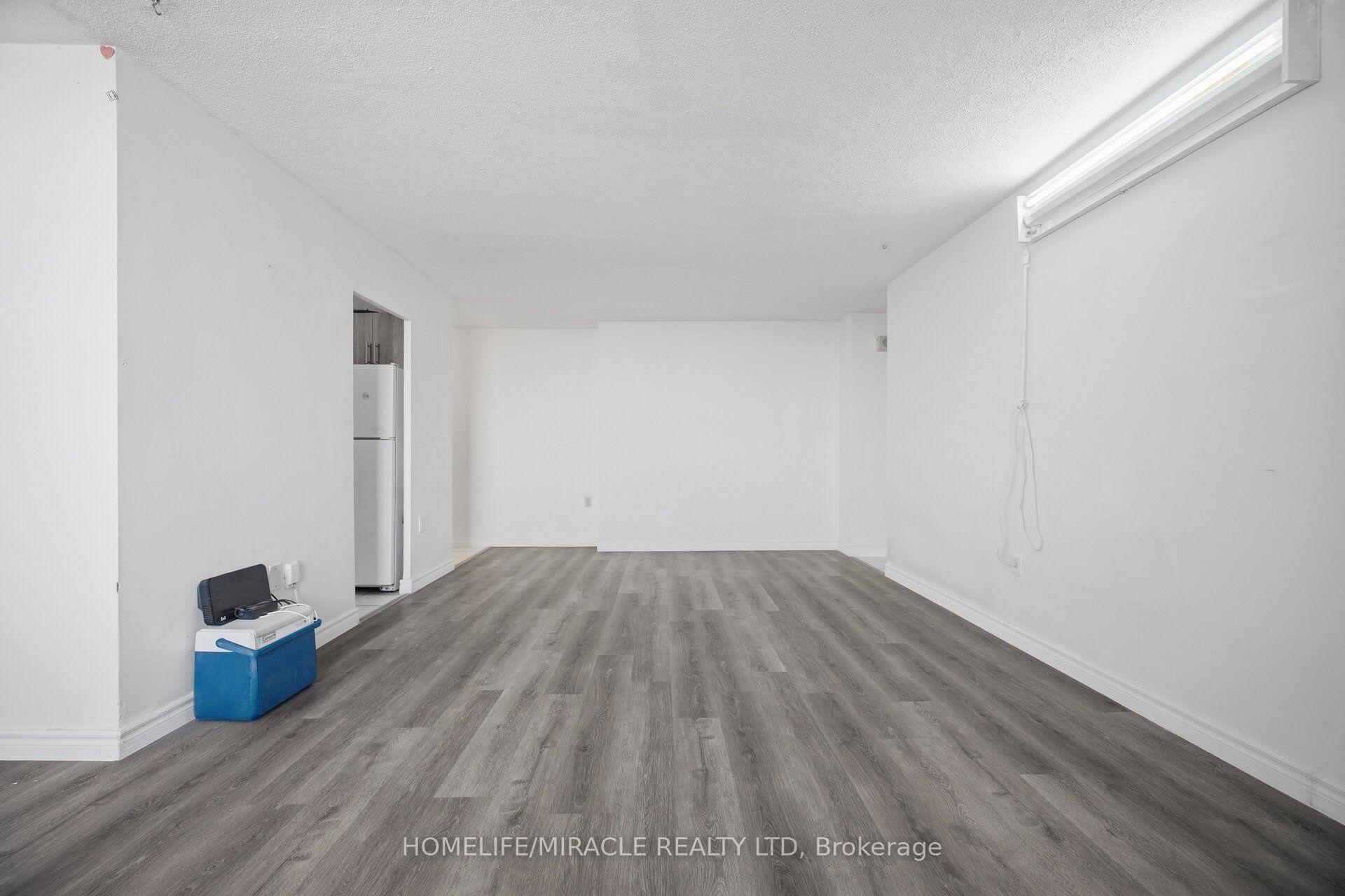 Photo 14 of Unit 1105, 60 Stevenson Road, Etobicoke, Mount Olive-Silverstone-Jamestown — HOMEH