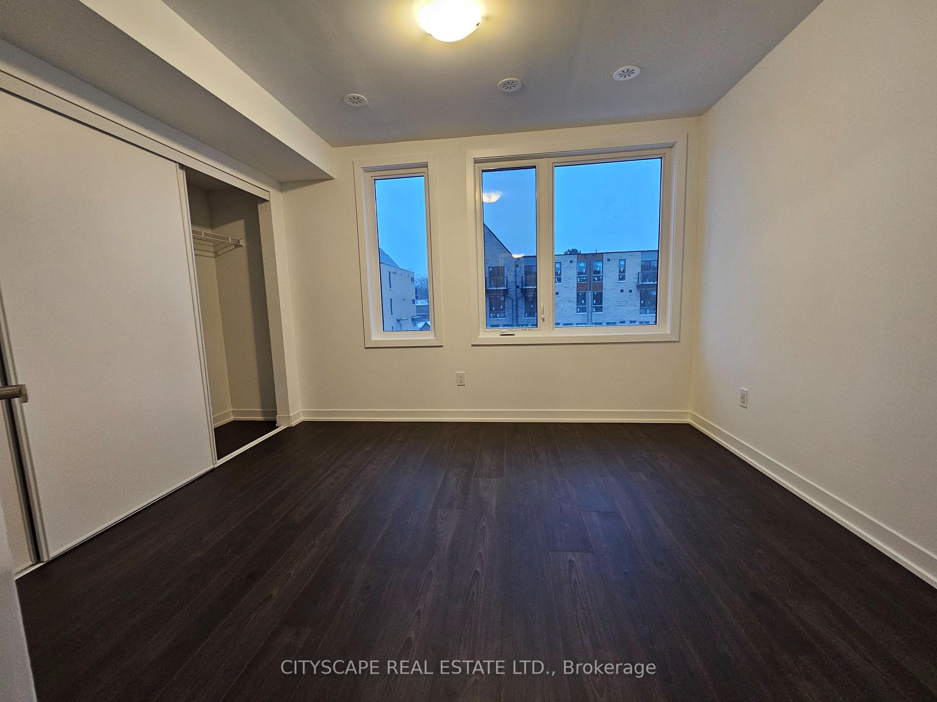 Photo 11 of 32 Deep Roots Terrace, Toronto, Englemount-Lawrence — HOMEH