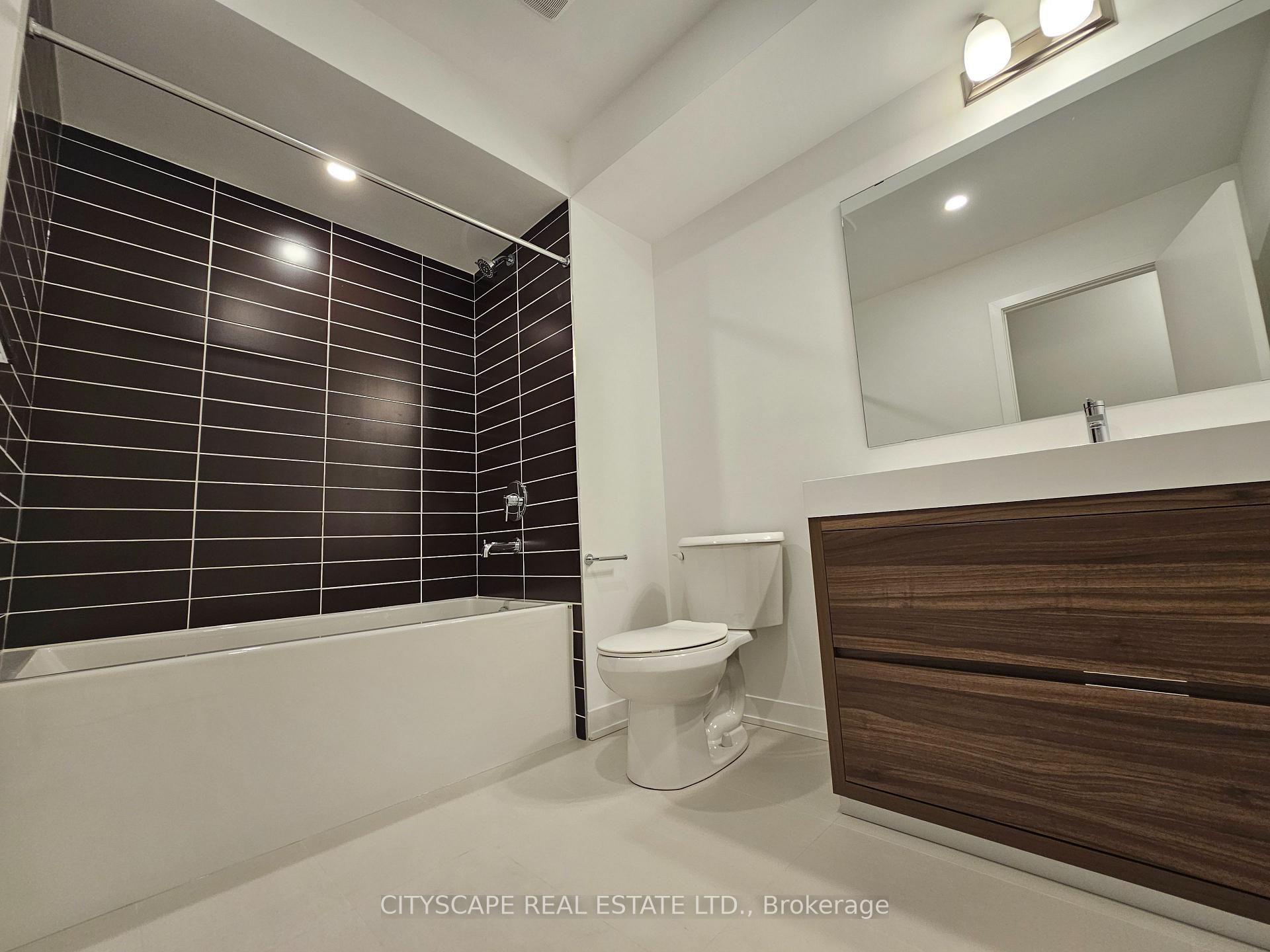 Photo 27 of 32 Deep Roots Terrace, Toronto, Englemount-Lawrence — HOMEH