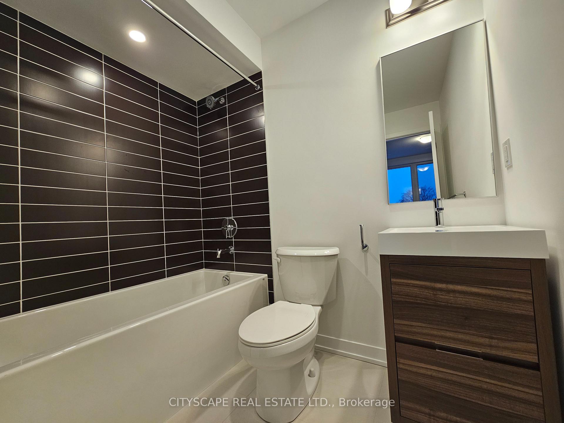 Photo 23 of 32 Deep Roots Terrace, Toronto, Englemount-Lawrence — HOMEH