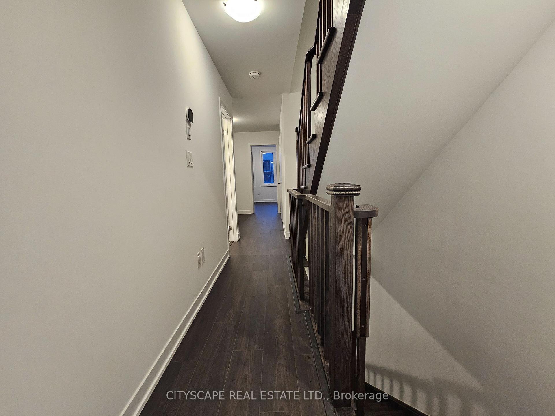 Photo 24 of 32 Deep Roots Terrace, Toronto, Englemount-Lawrence — HOMEH