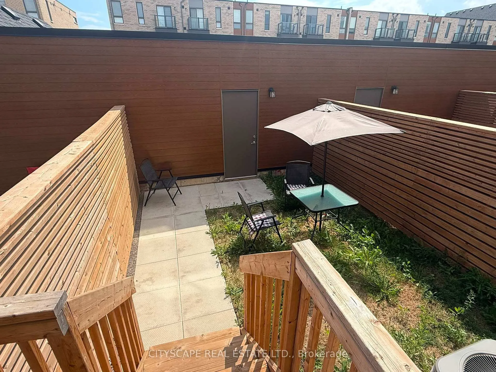 Photo 31 of 32 Deep Roots Terrace, Toronto, Englemount-Lawrence — HOMEH