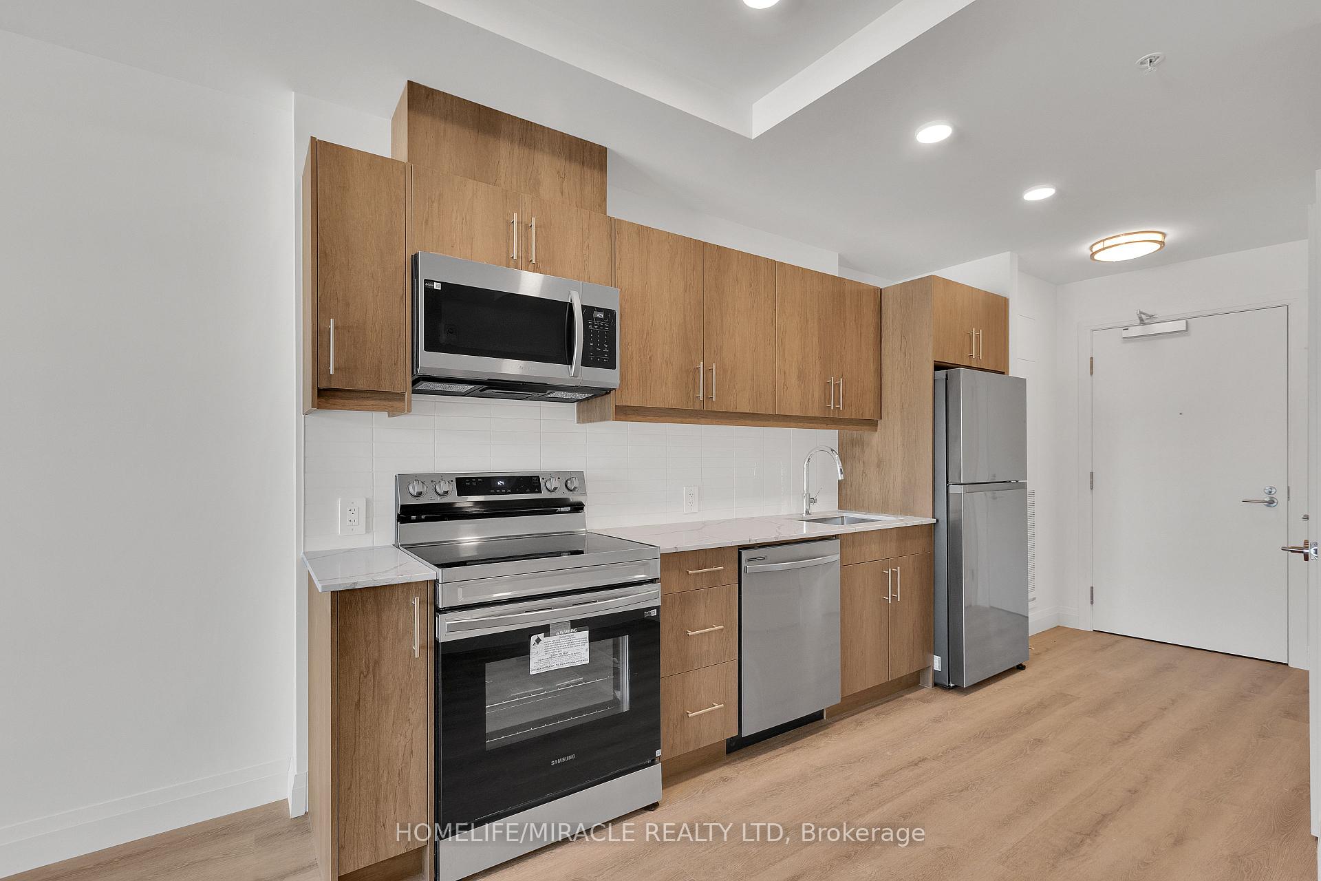 Photo 6 of Unit 201, 1333 Weber Street E, Kitchener, Stanley Park — HOMEH