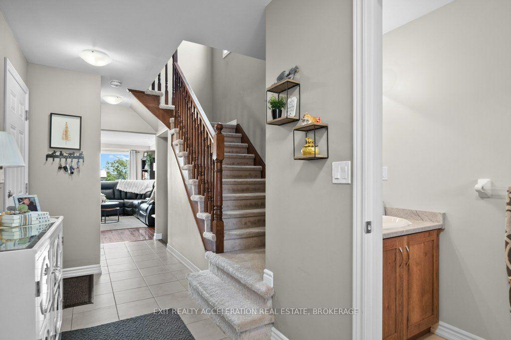 Photo 4 of 114 Kanvers Way, Greater Napanee, Greater Napanee — HOMEH