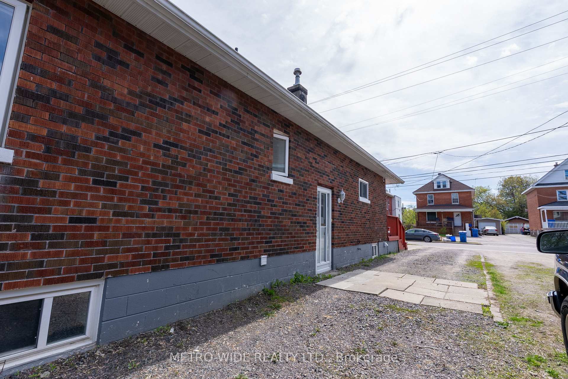 Photo 5 of 476 First Avenue E, North Bay, Central — HOMEH