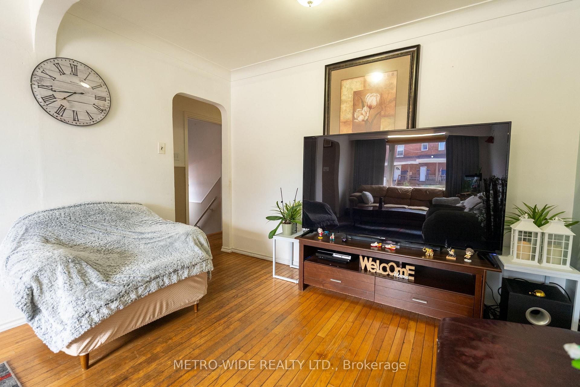 Photo 26 of 476 First Avenue E, North Bay, Central — HOMEH