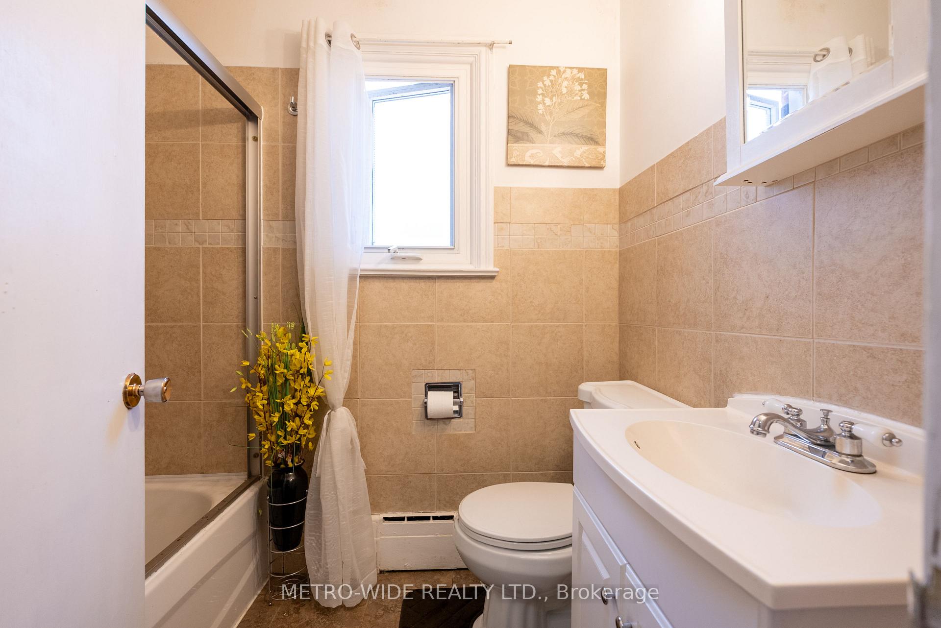 Photo 38 of 476 First Avenue E, North Bay, Central — HOMEH