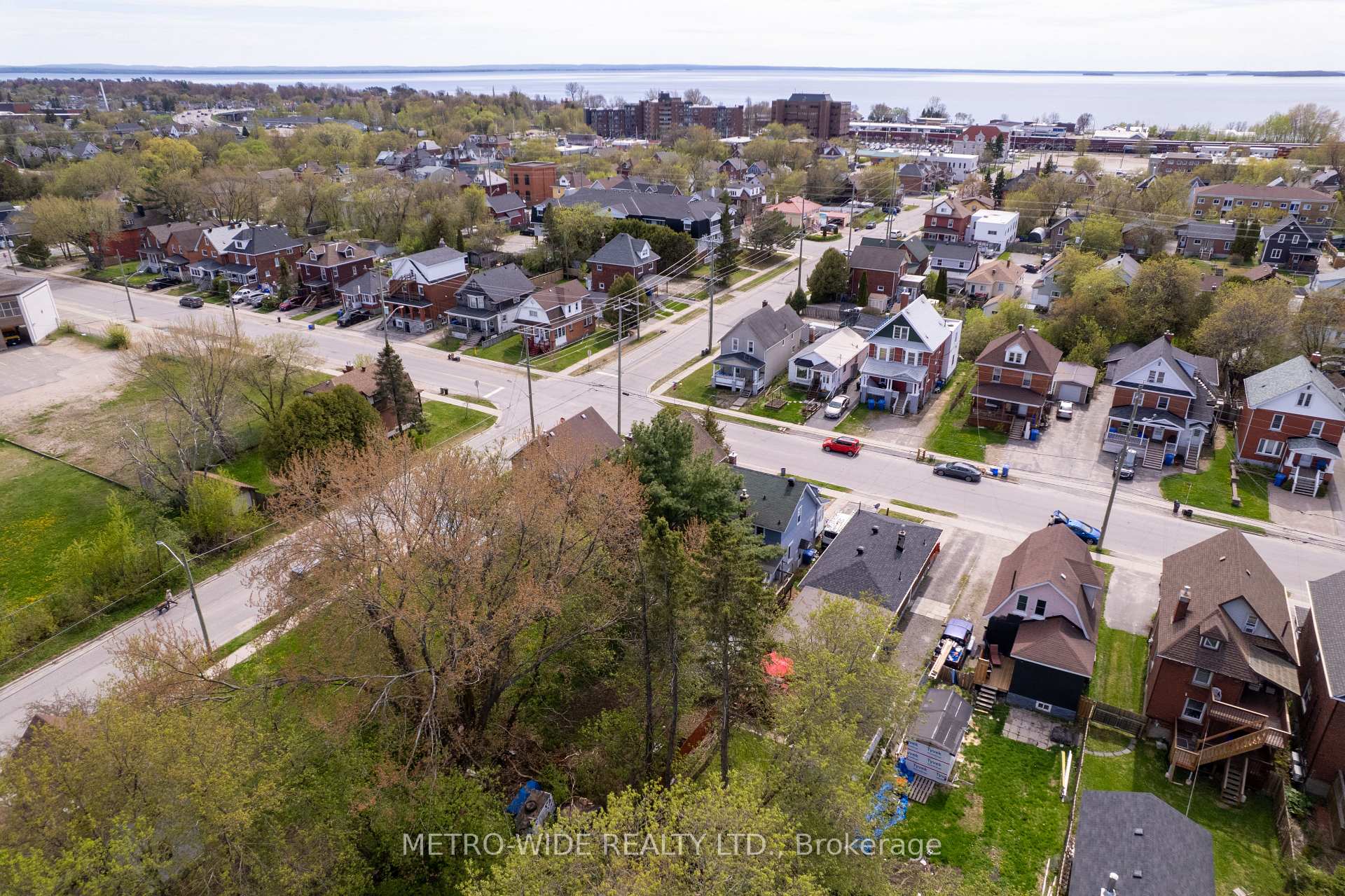 Photo 50 of 476 First Avenue E, North Bay, Central — HOMEH