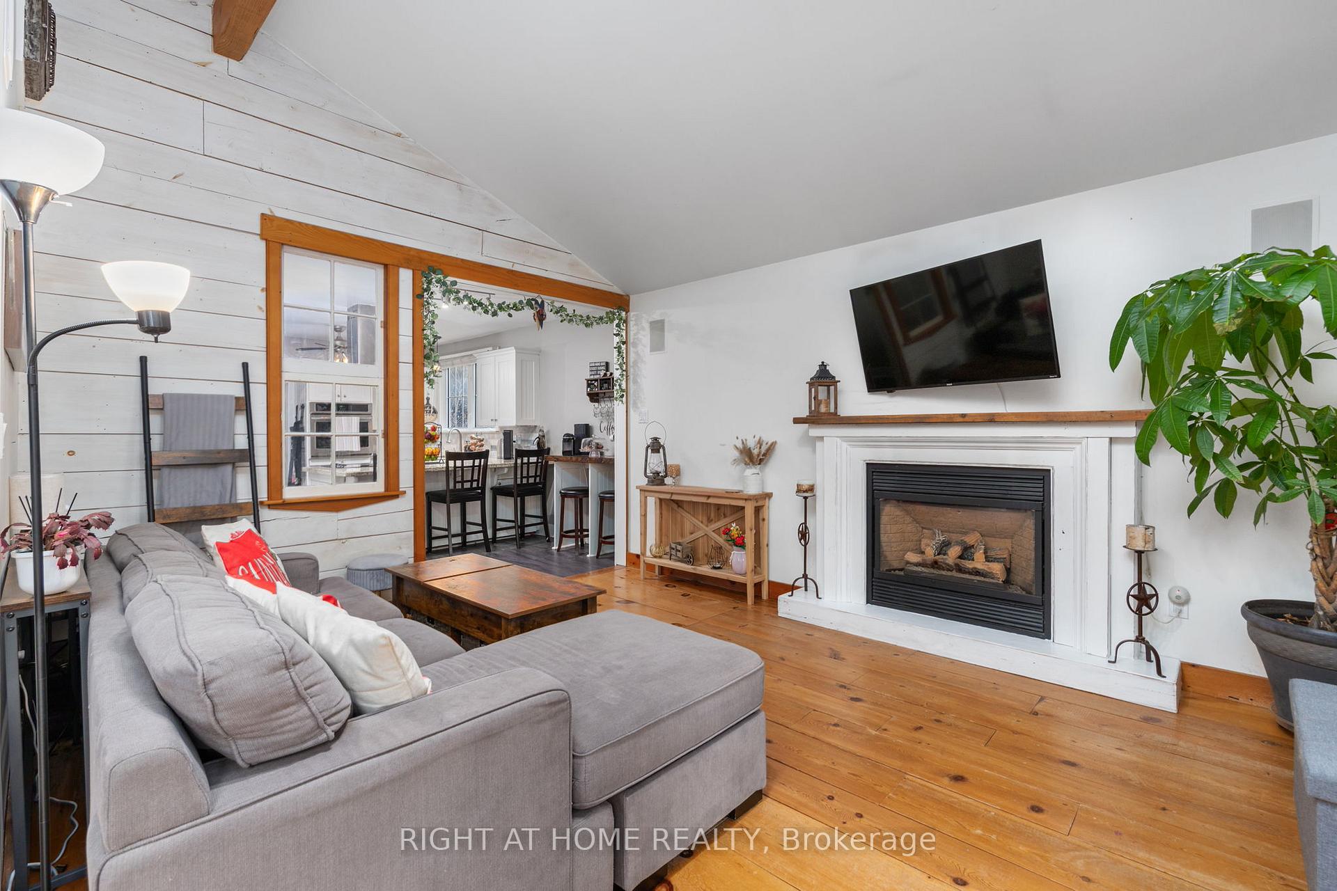 Photo 21 of 7329 County Rd 14, Adjala-Tosorontio, Colgan — HOMEH