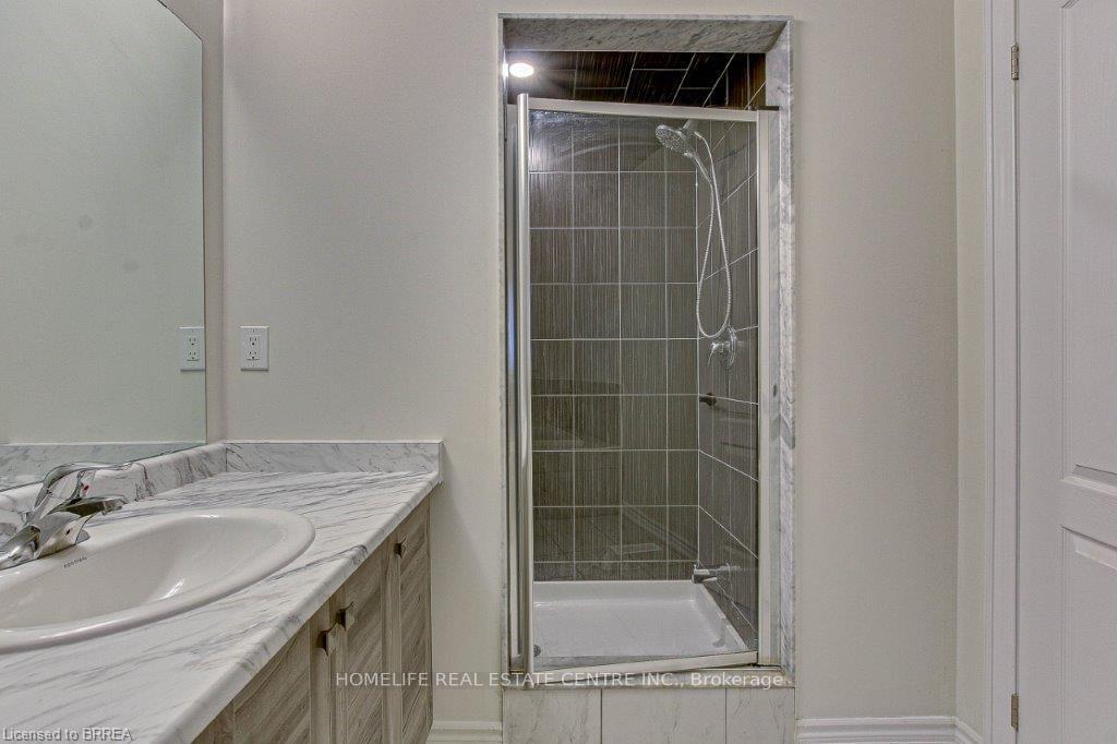 Photo 15 of 14 Amos Avenue, Brantford, Empire — HOMEH