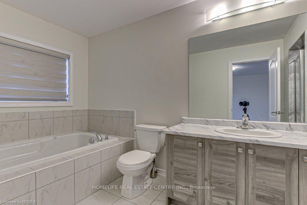 Photo 16 of 14 Amos Avenue, Brantford, Empire — HOMEH