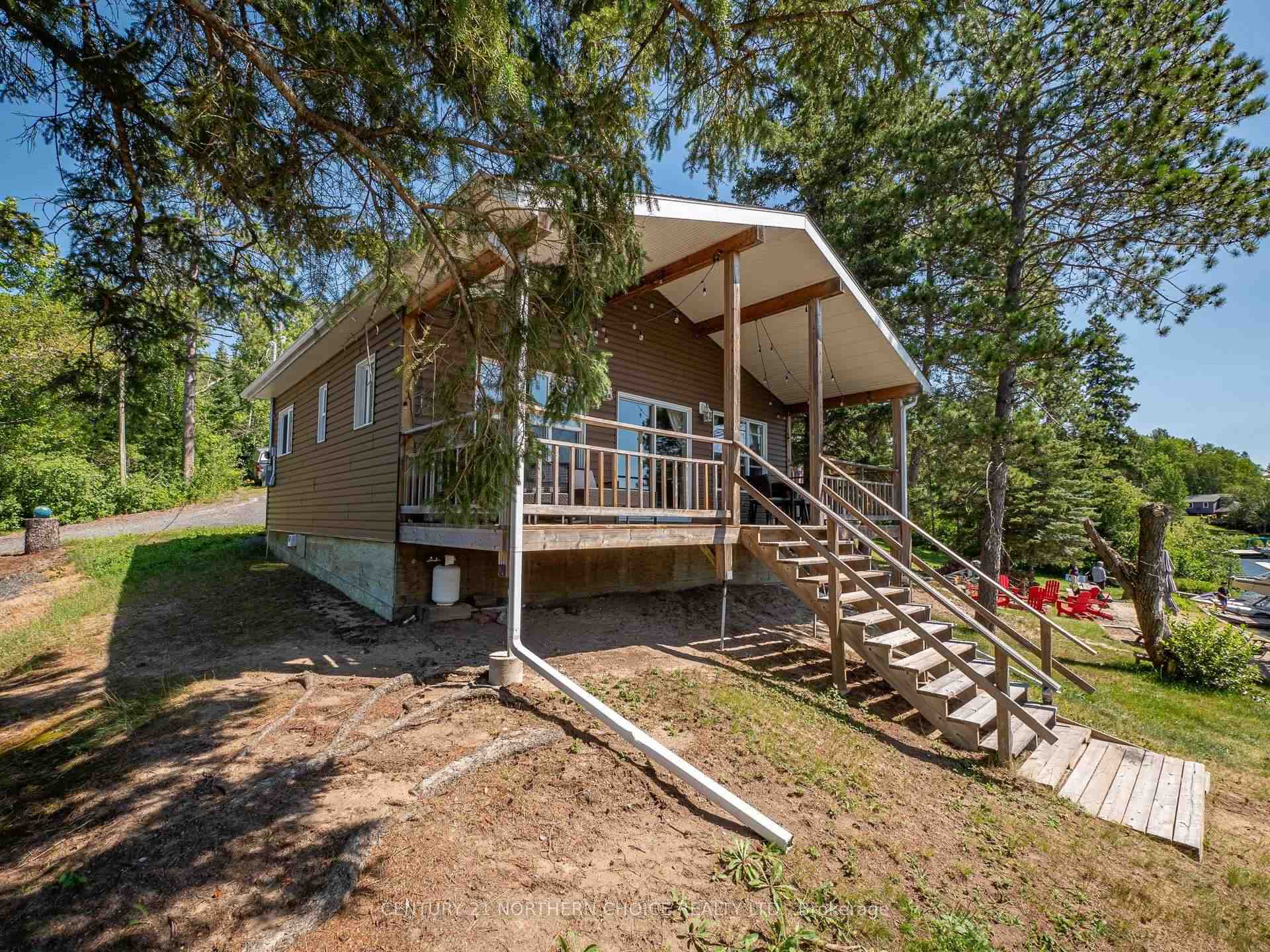 Photo 1 of Unit 4, 80 Bay Point Road, Kenora Remote Area, Lake of the Woods North — HOMEH