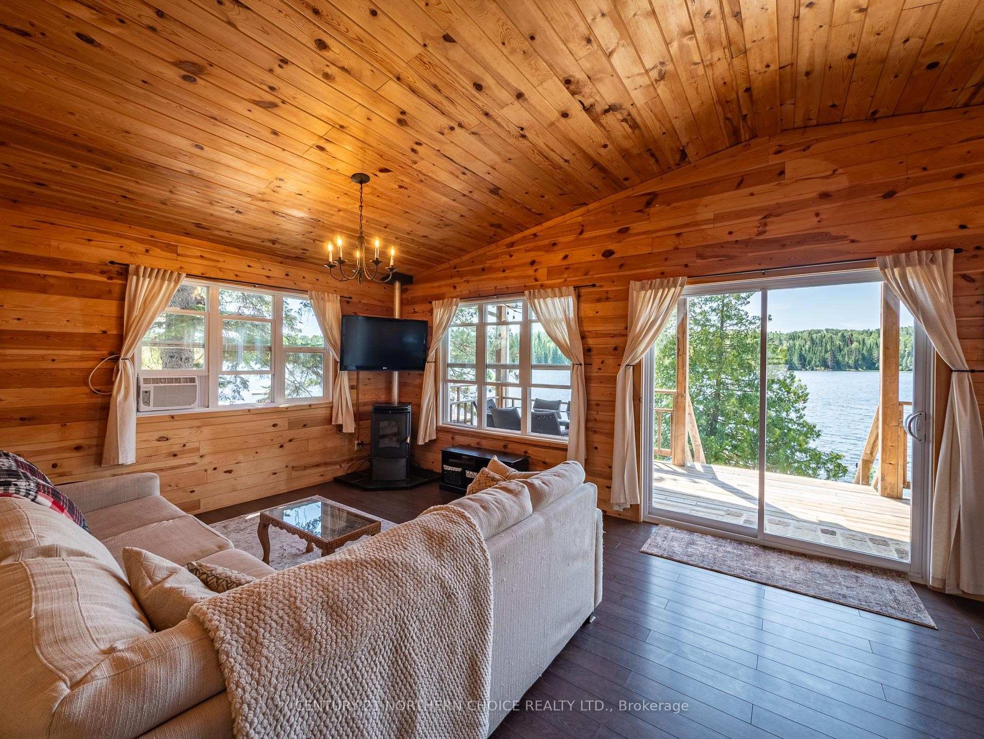 Photo 5 of Unit 4, 80 Bay Point Road, Kenora Remote Area, Lake of the Woods North — HOMEH
